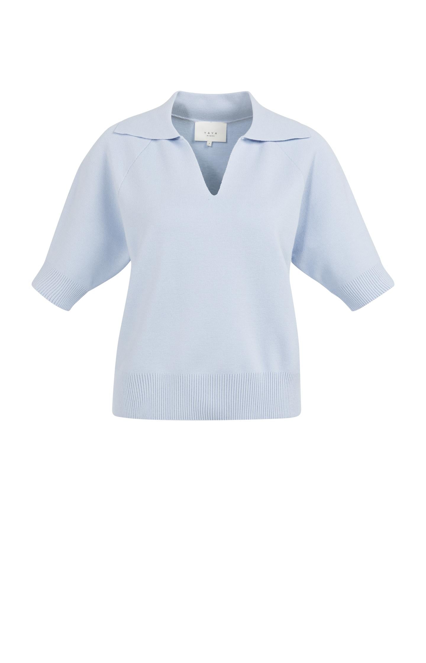Knitted sweater with collar and short sleeves - Type: product