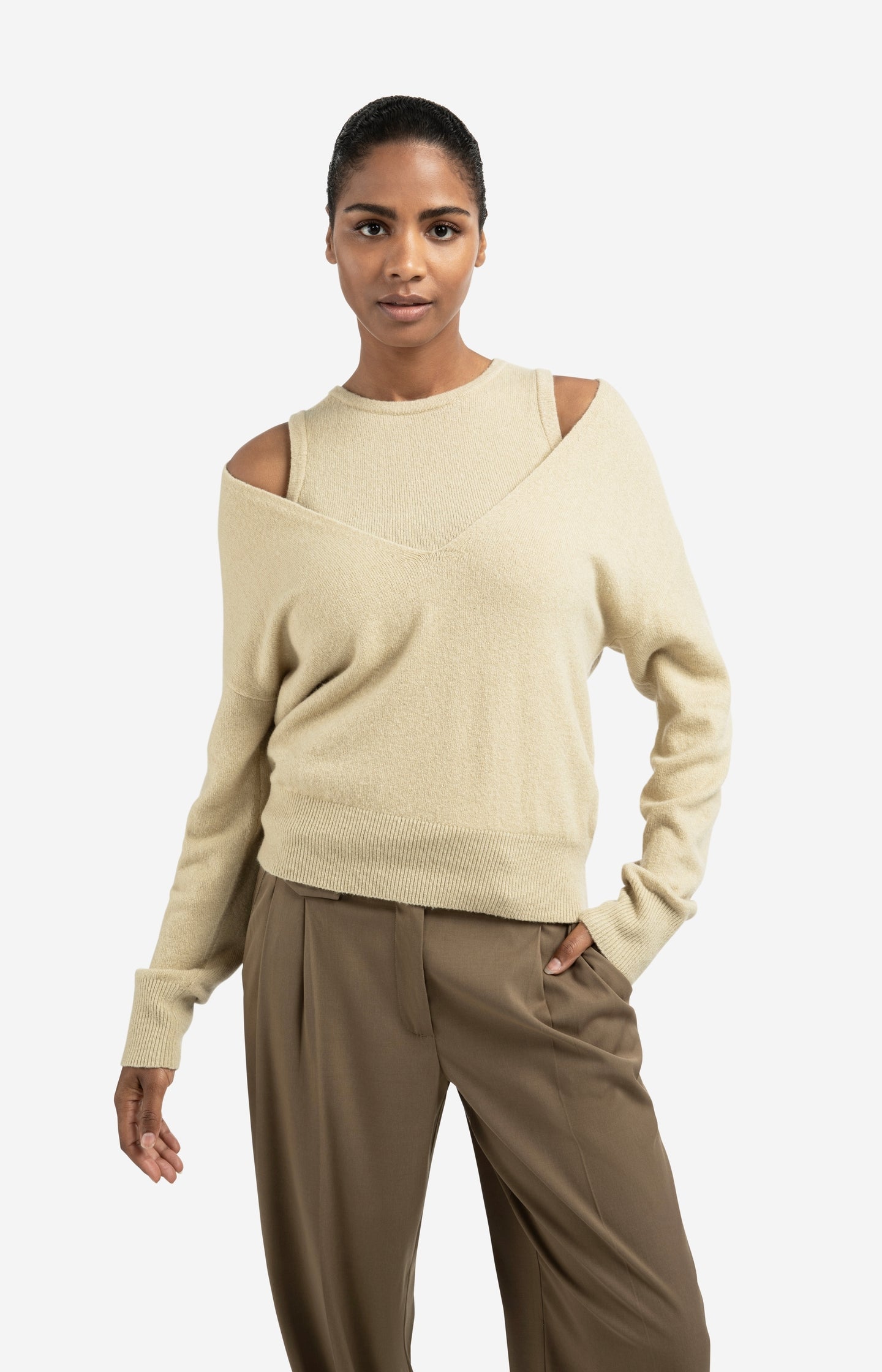 Knitted sweater with deep V-neck and layered top - Type: lookbook