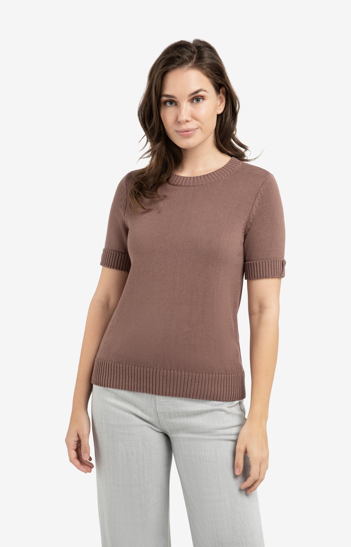 Knitted sweater with rolled-up short sleeves - Type: lookbook