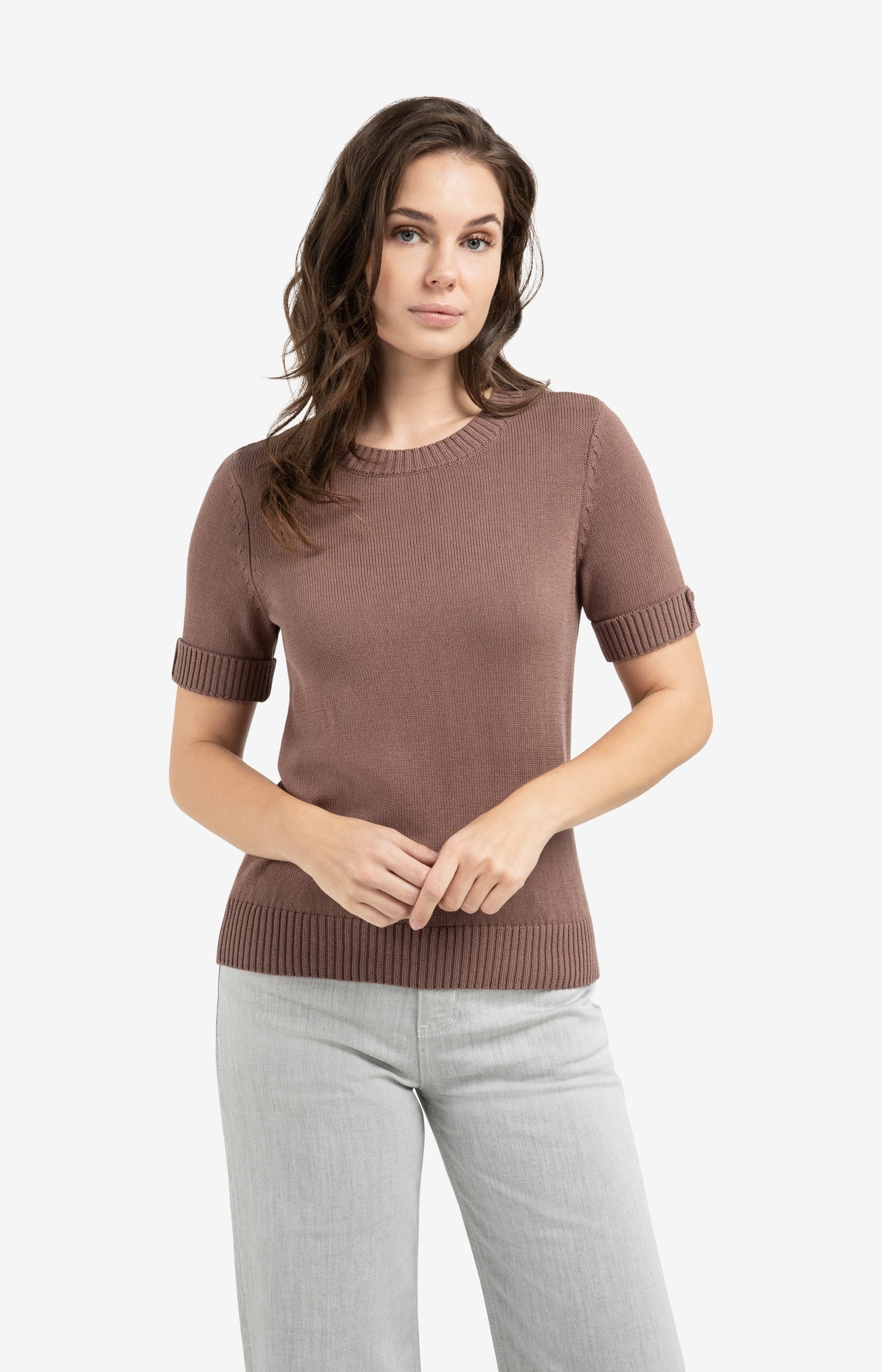 Knitted sweater with rolled-up short sleeves - Type: lookbook