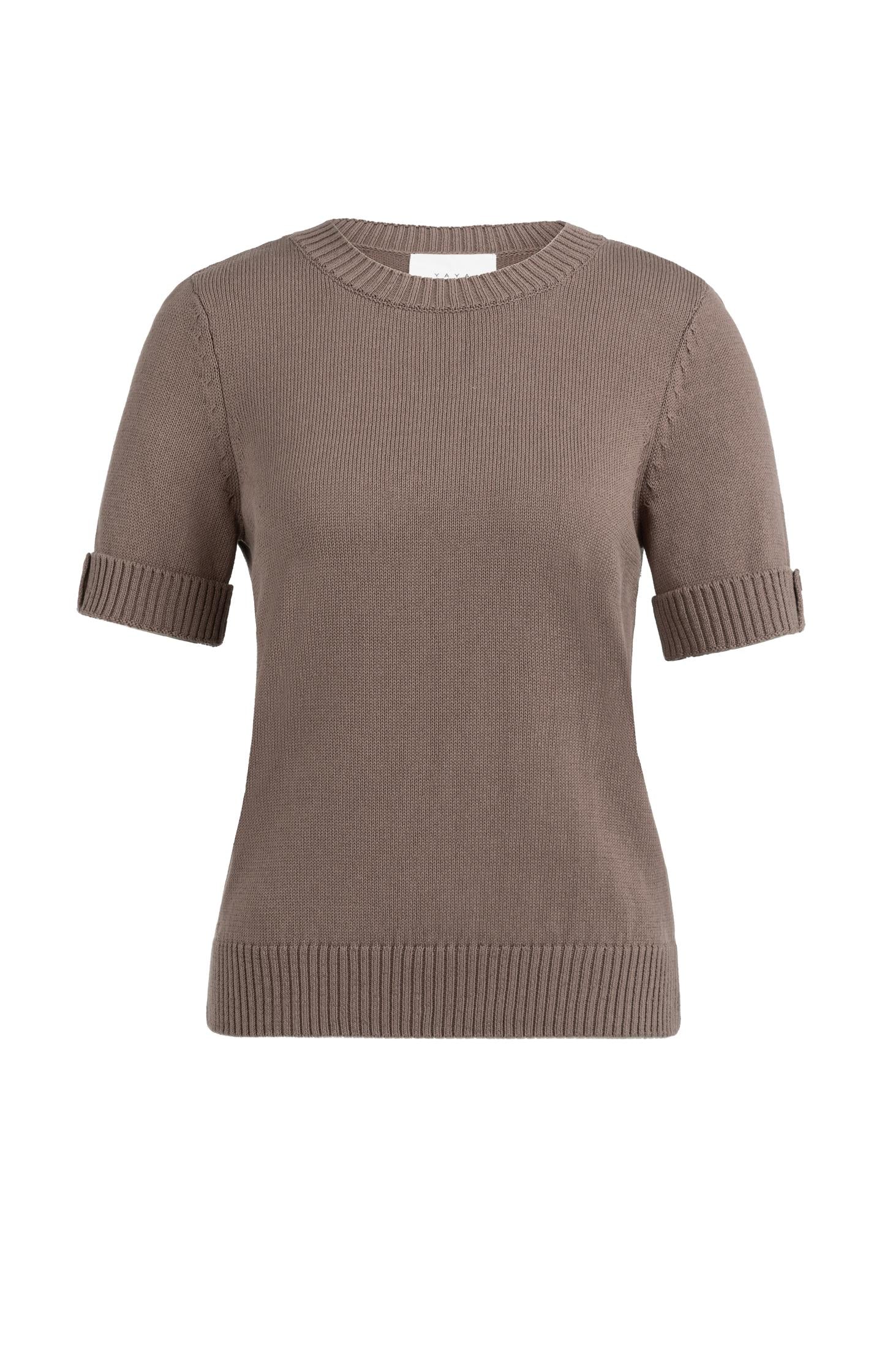 Knitted sweater with rolled-up short sleeves - Type: product