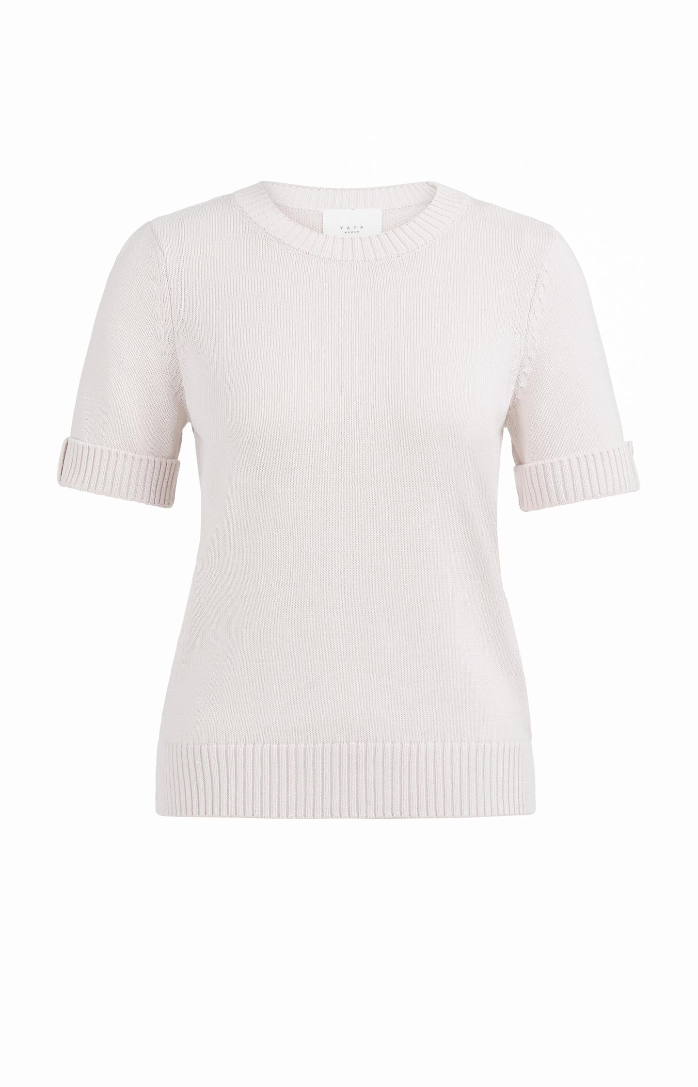 Knitted sweater with rolled-up short sleeves - Type: lookbook
