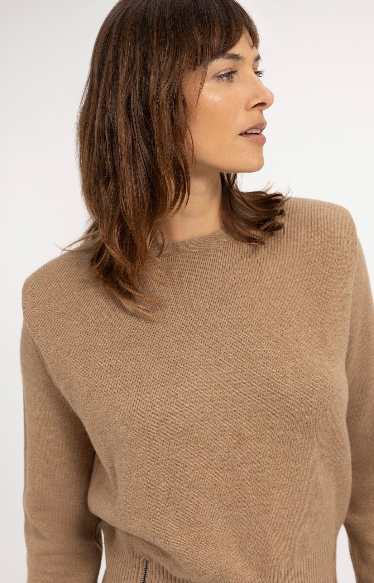 Strickpullover mit Schulterdetail und Reißverschlüssen - Cornstalk Brown Melange