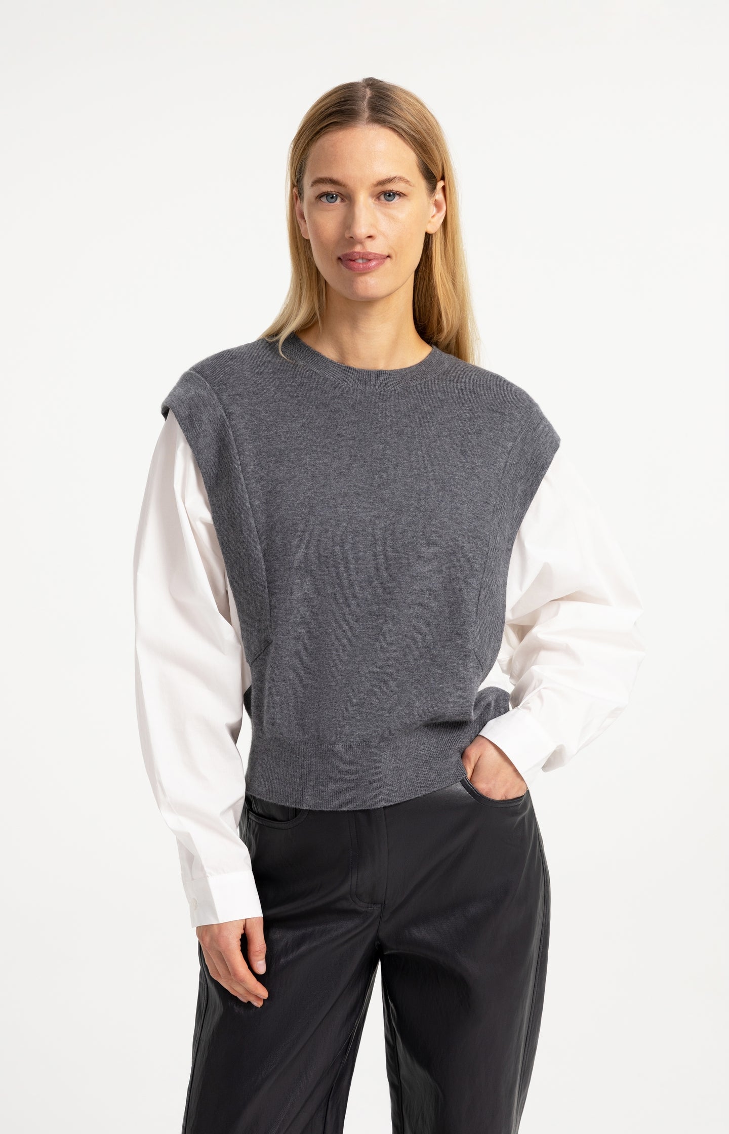 Knitted sweater with woven sleeves - Type: lookbook