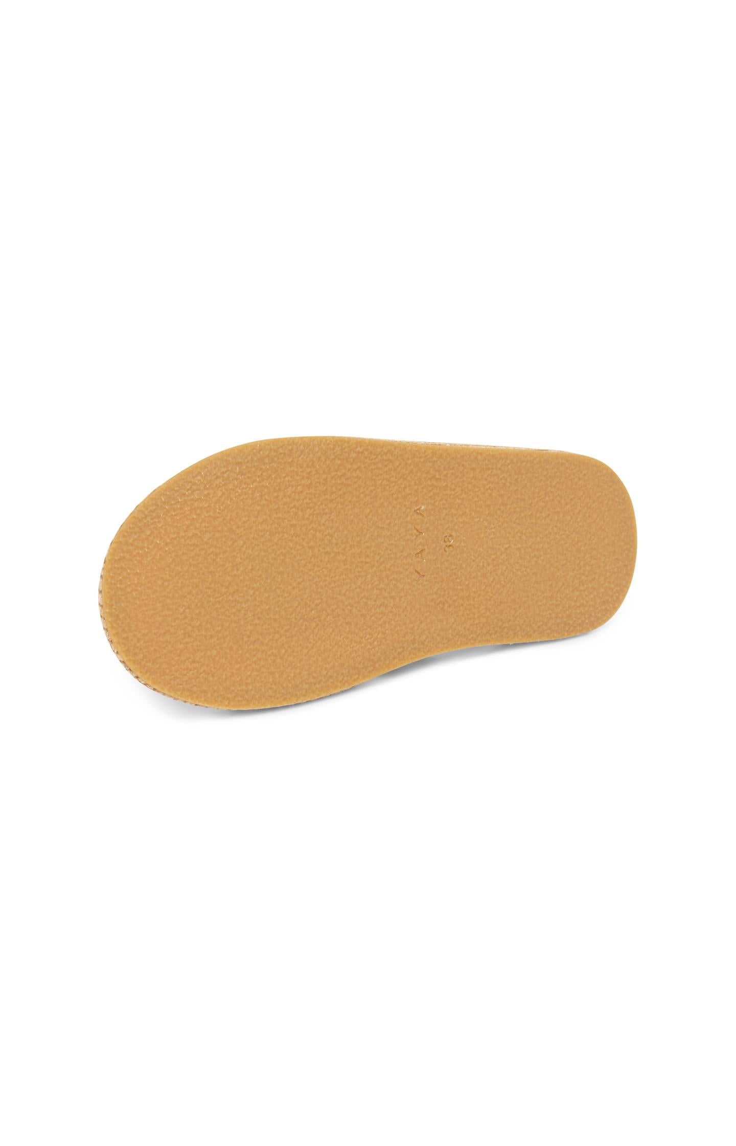 Leather flip-flops with woven sole - Type: product