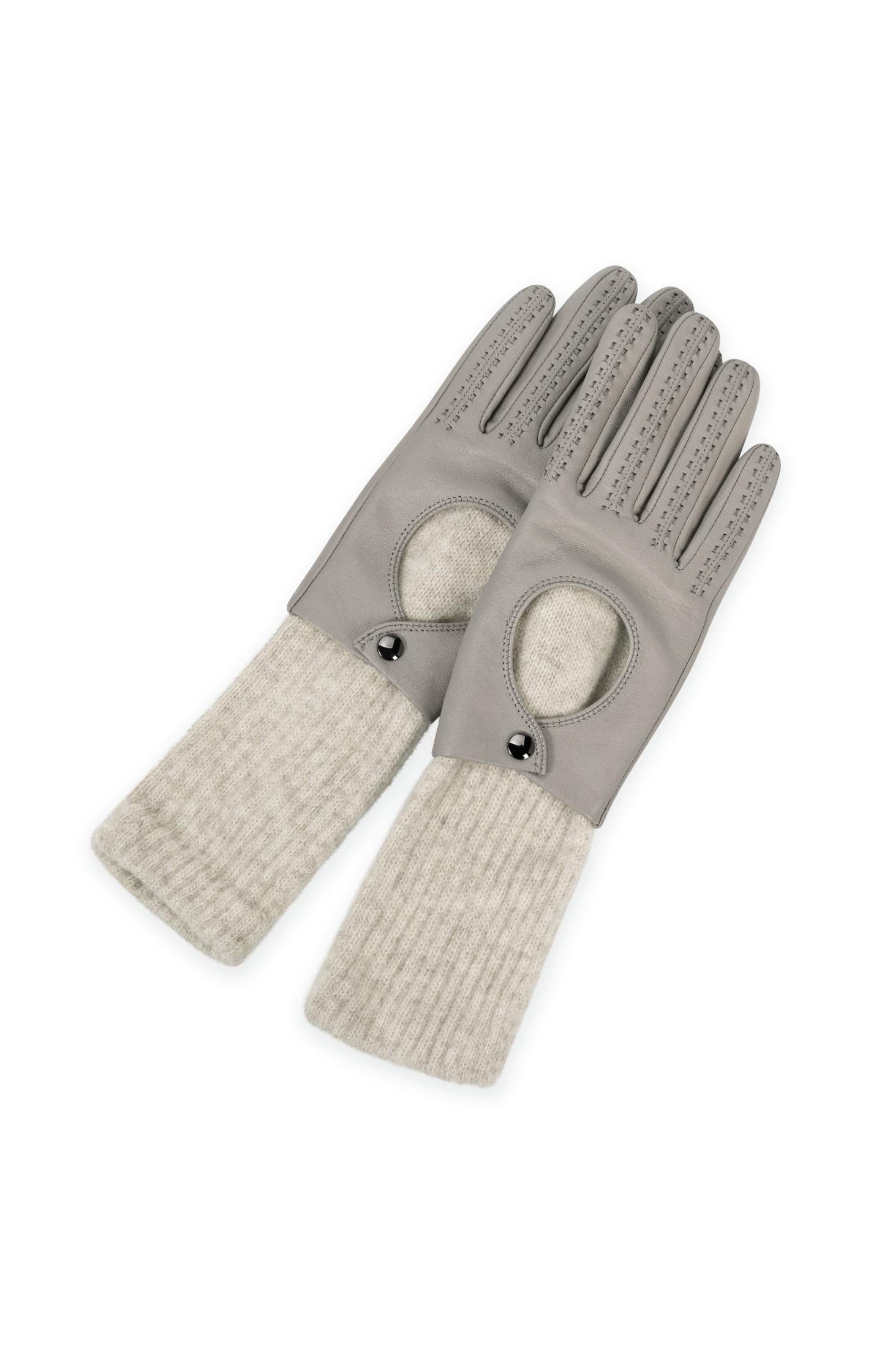 Leather gloves with knitted cuffs