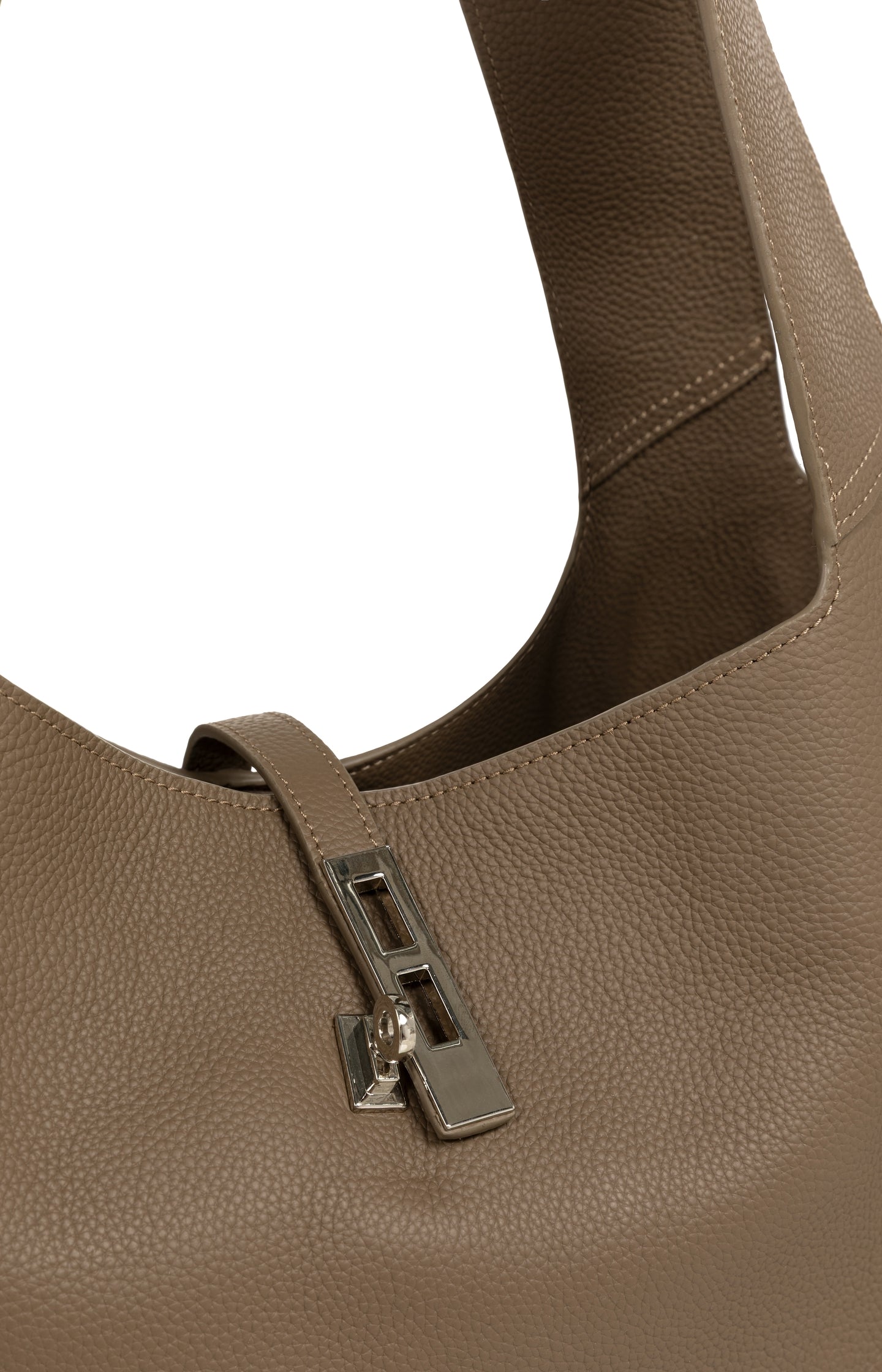 Leather shopper with wide handles and twist lock
