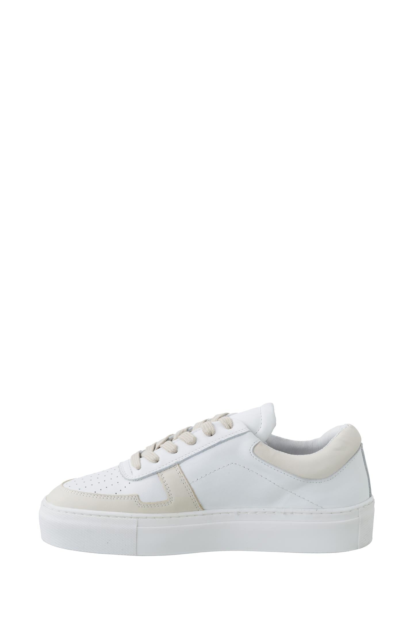 Leather sneaker with laces and creamy colored details - Bright White Dessin