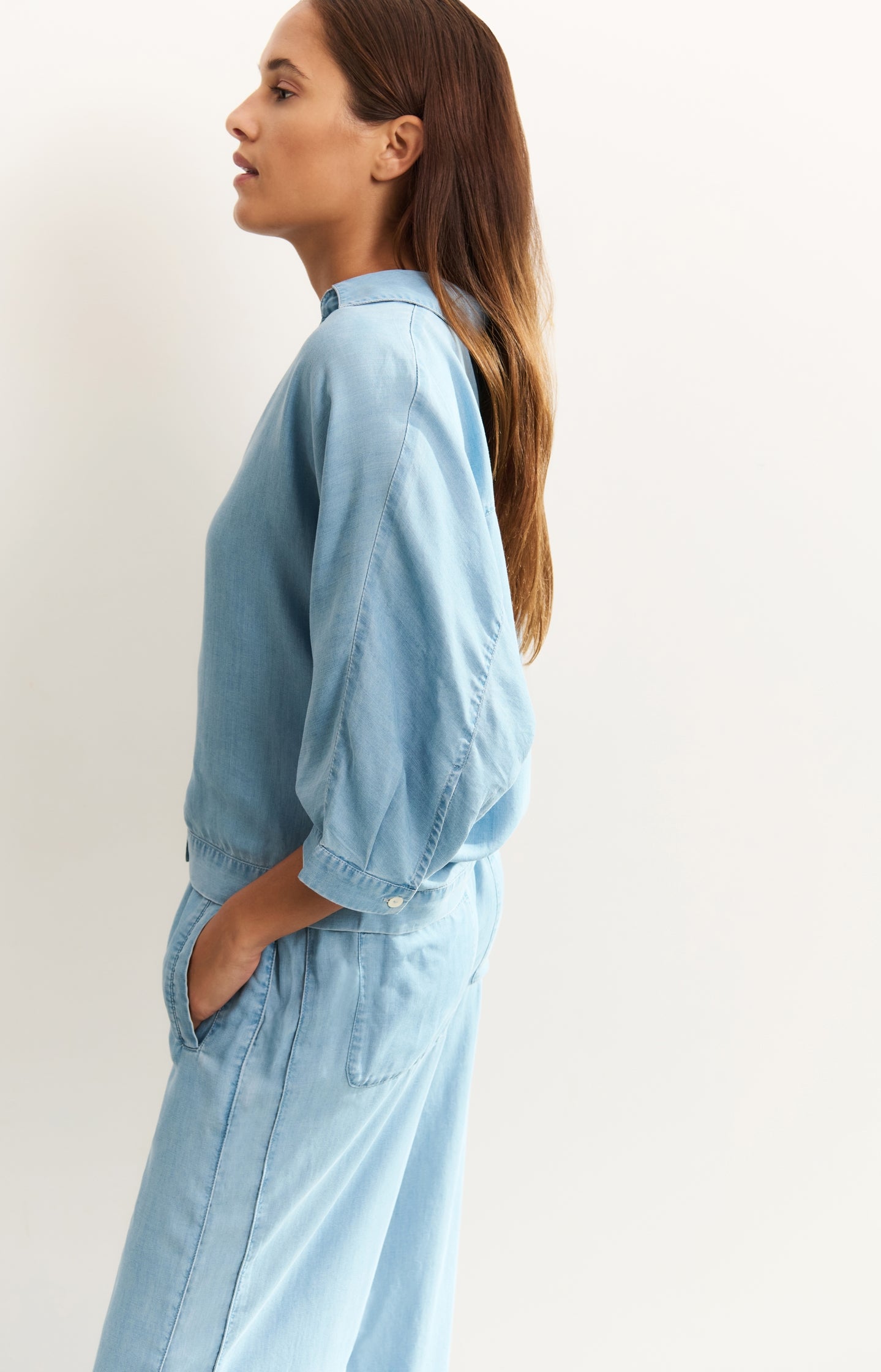 Lightweight chambray blouse - Type: lookbook