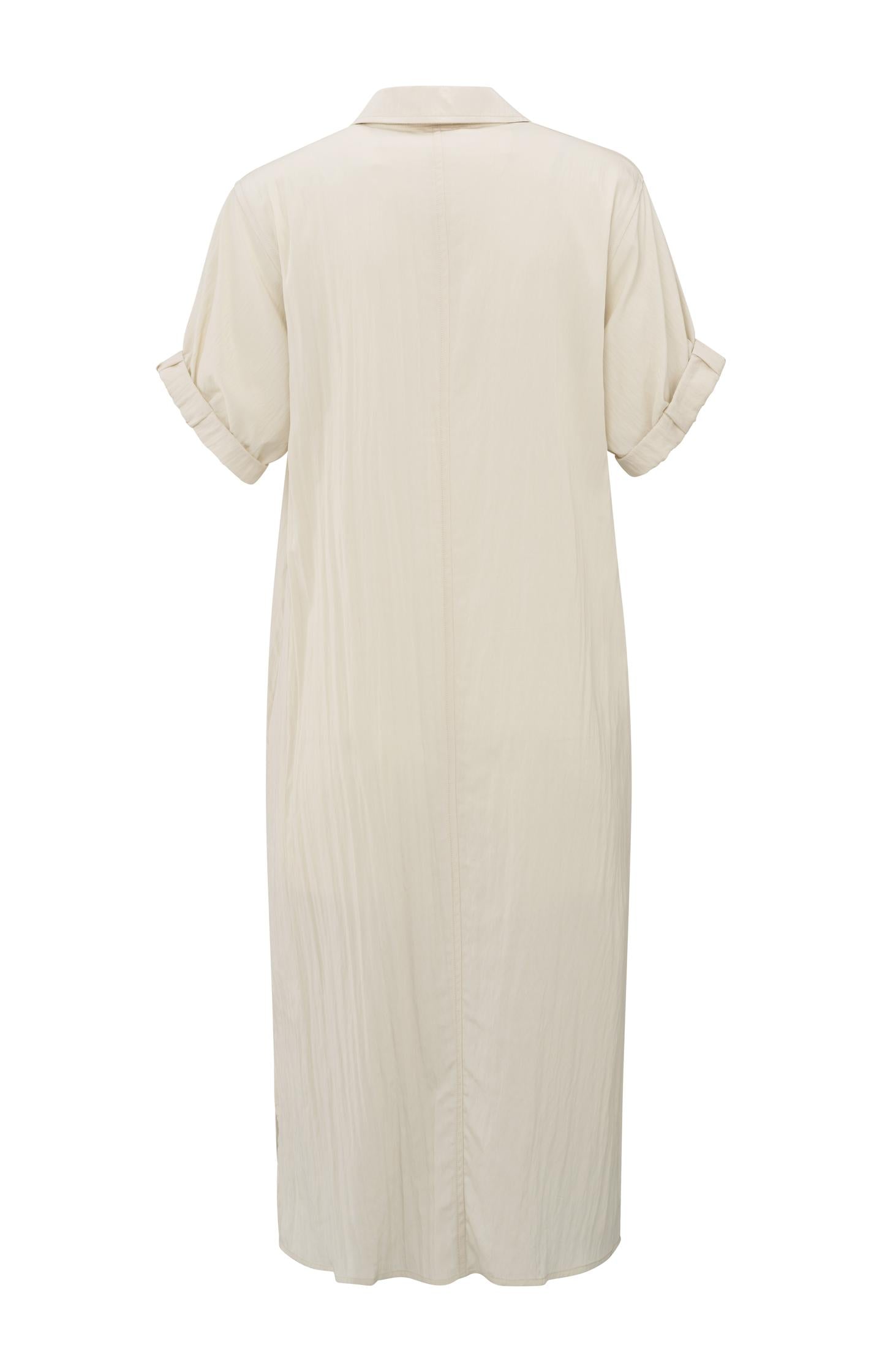 Lightweight shirt dress with short sleeves