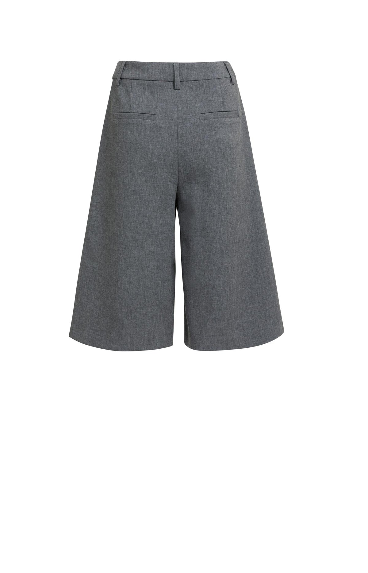 Long bermuda shorts