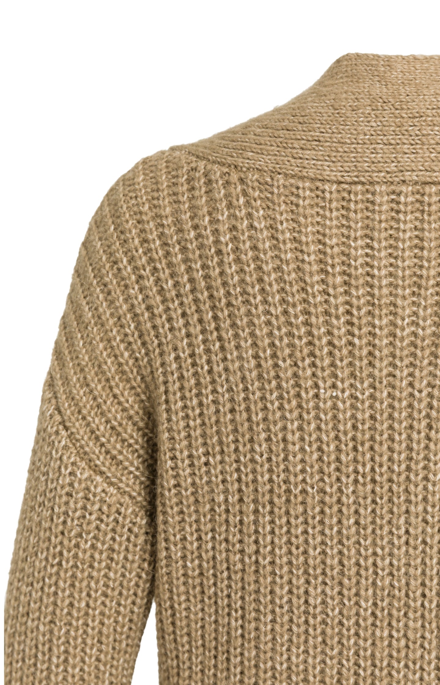 Long chunky knit cardigan with long sleeves