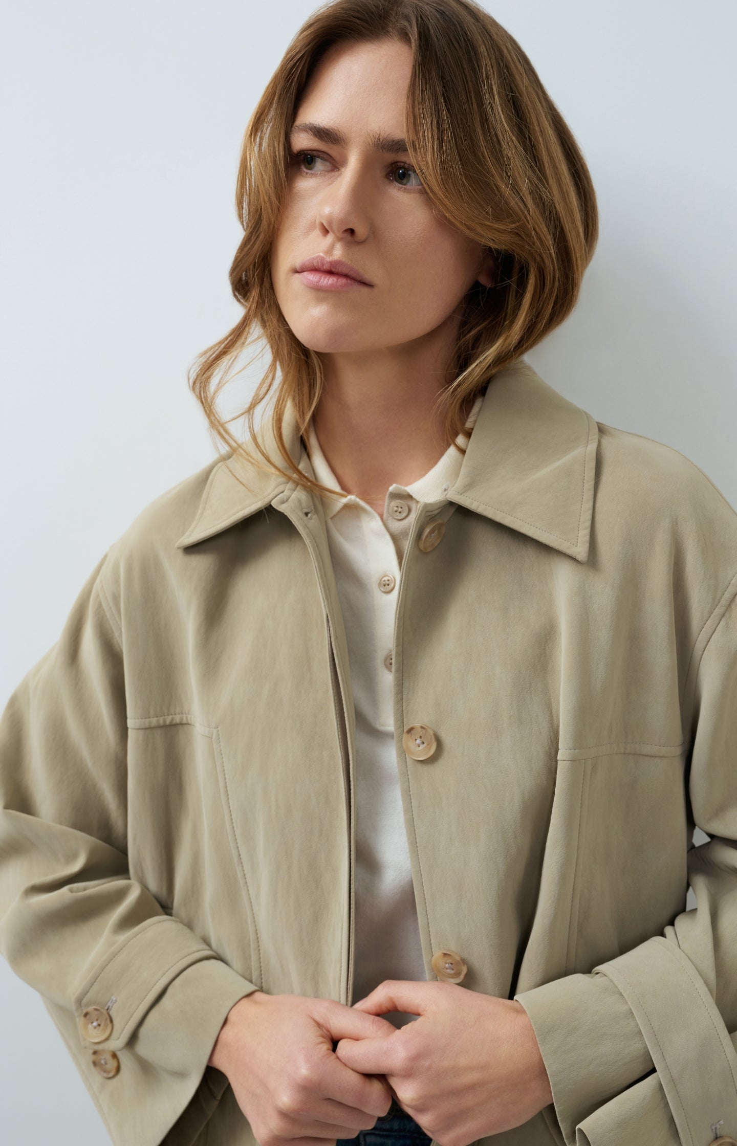 Long faux suede coat with detachable collar - Type: lookbook