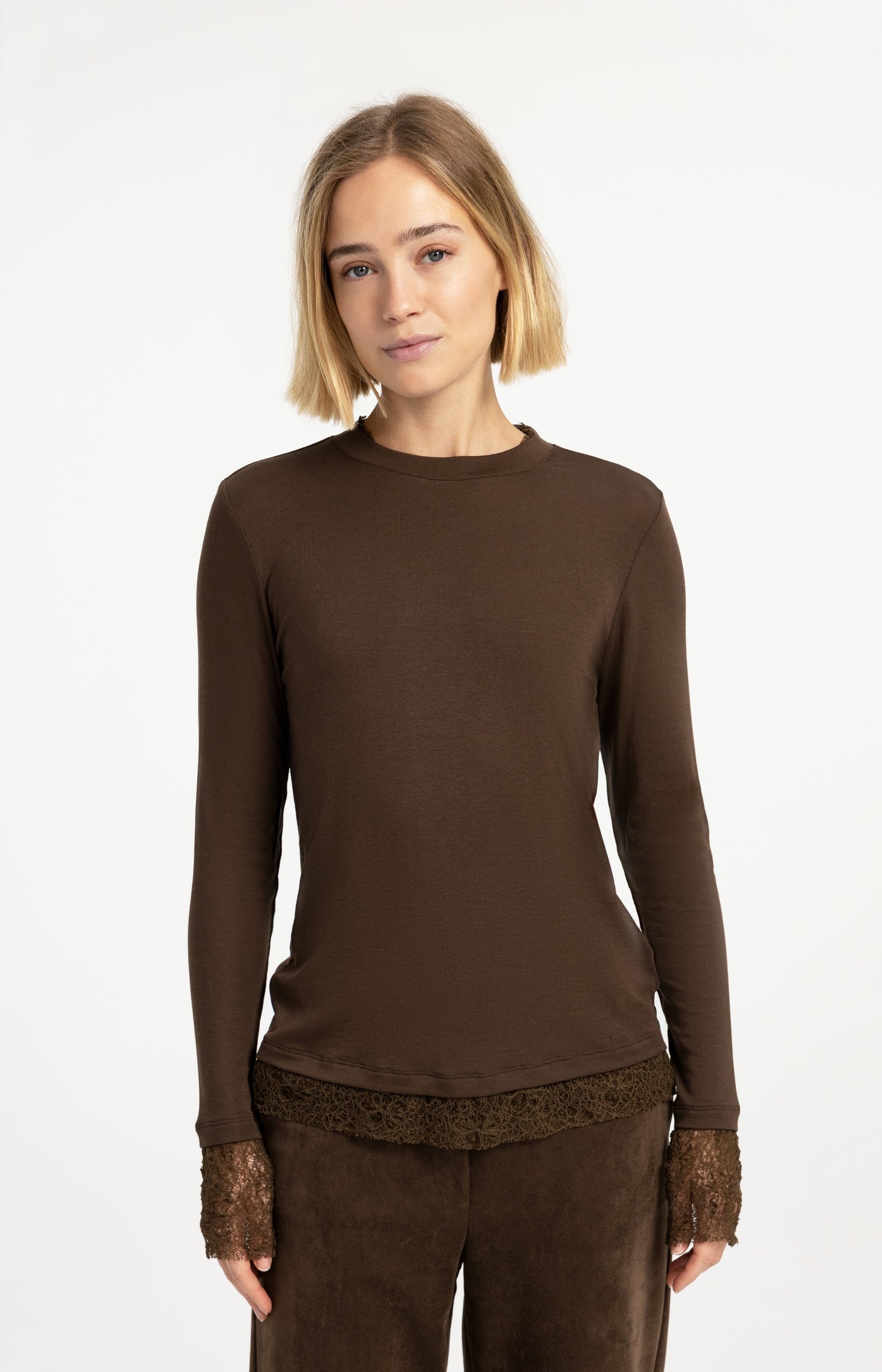 Long sleeve jersey top with lace details