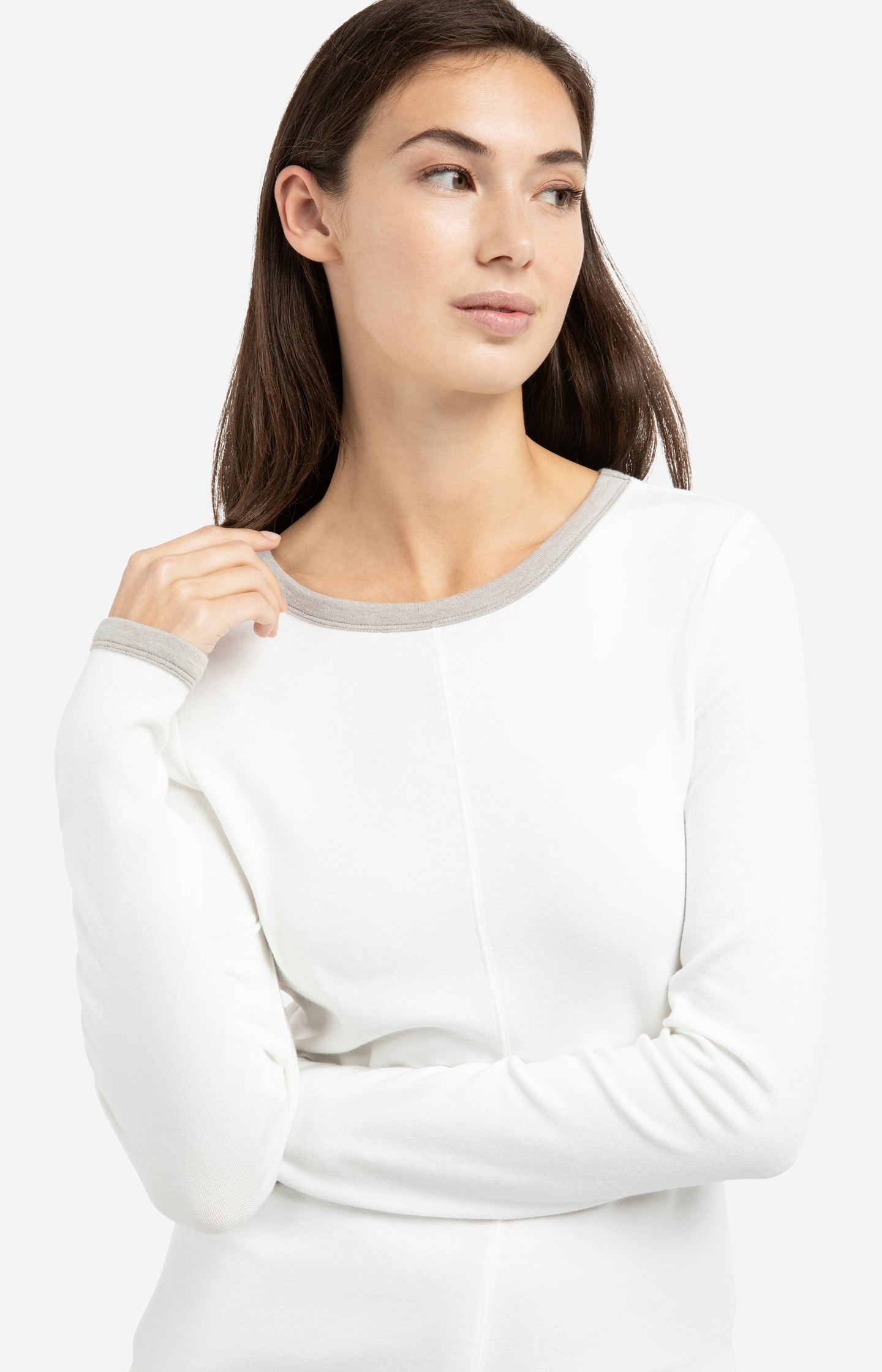 Long sleeve top with contrast trims