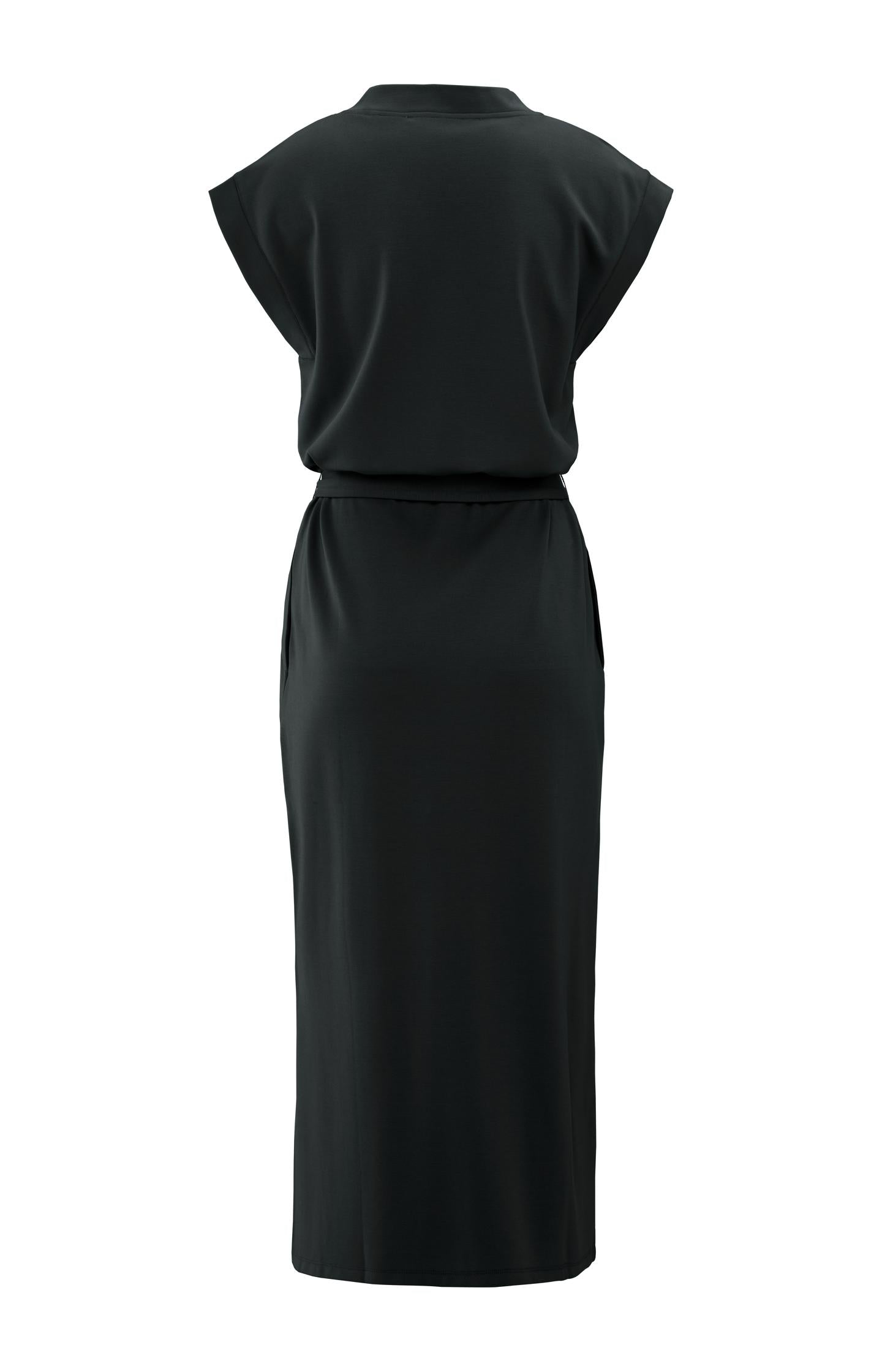 Long T-shirt dress with V-neck and belt
