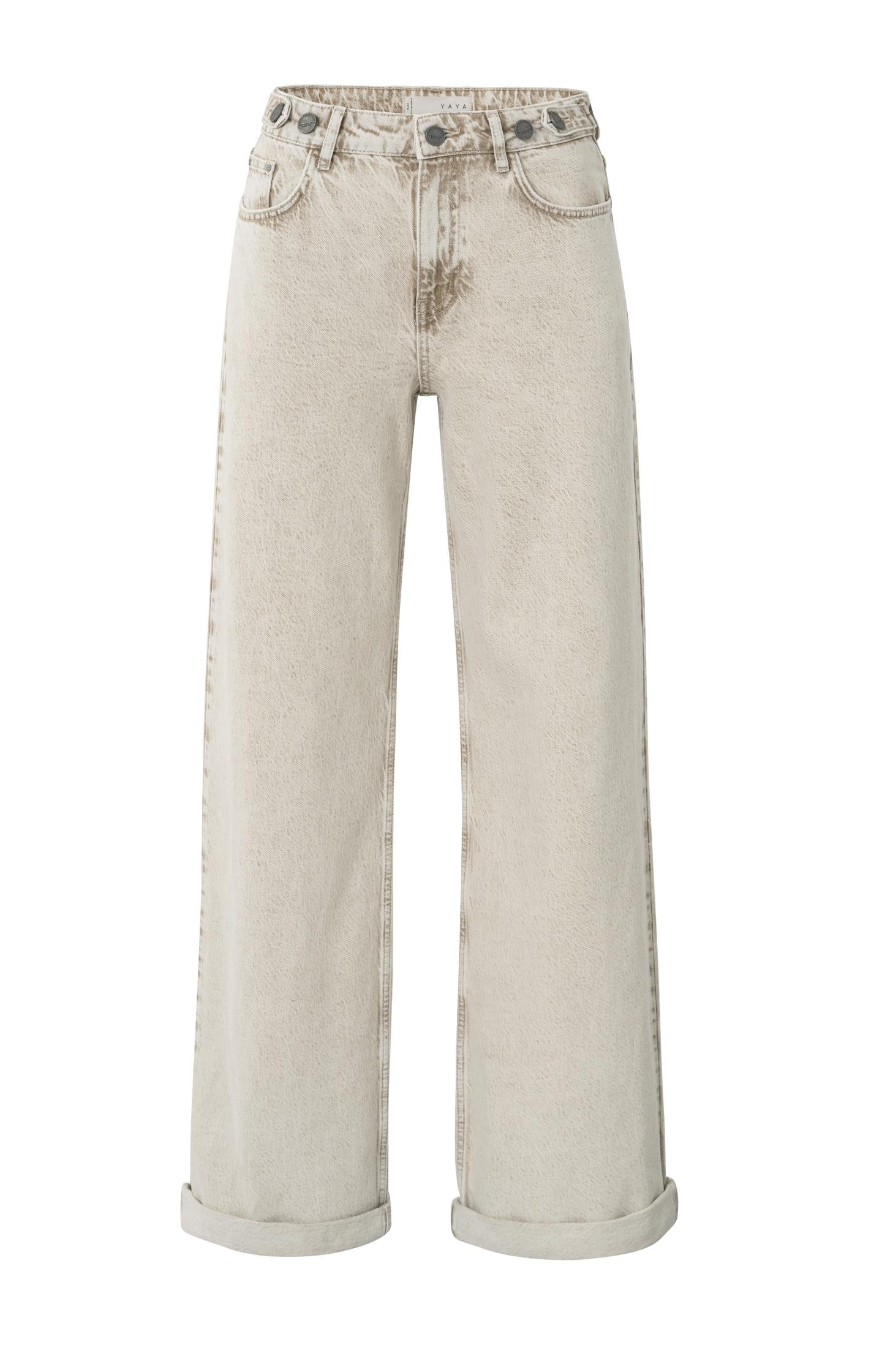 Loose fit denim with wide legs and turned-up he00109 - Type: product
