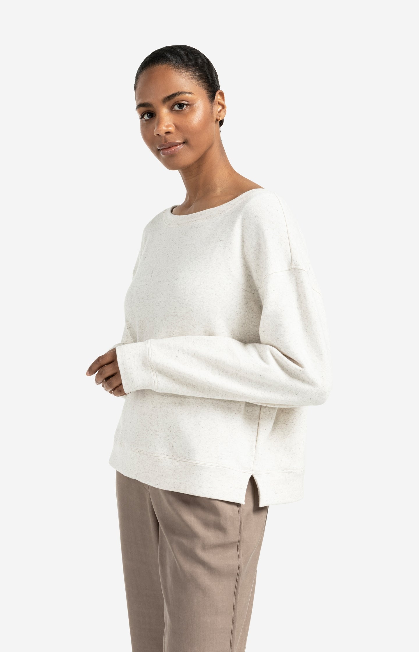 Mélange sweatshirt with boat neckline and side slit