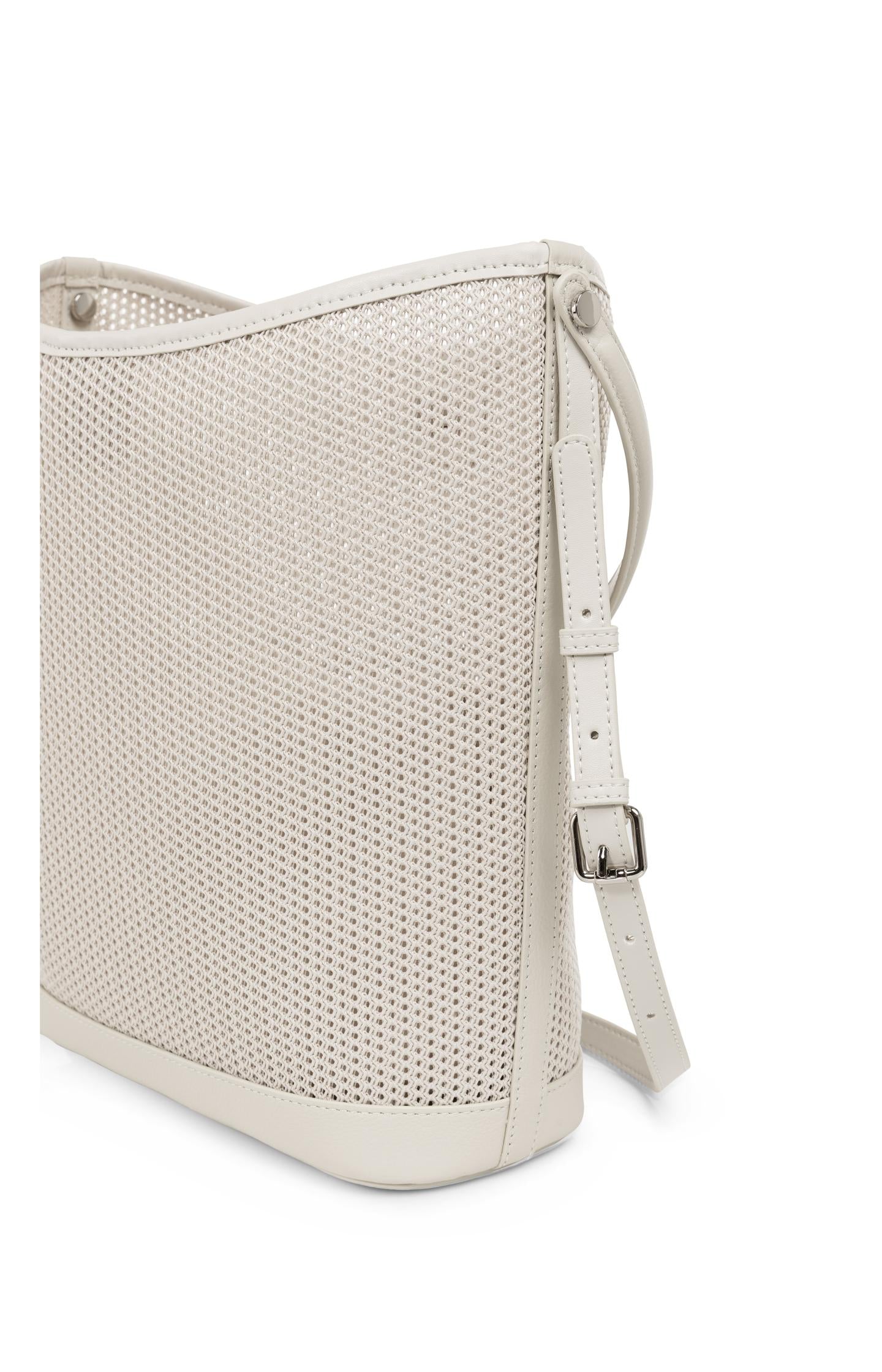 Mesh shoulder bag with inner pouch - Type: product