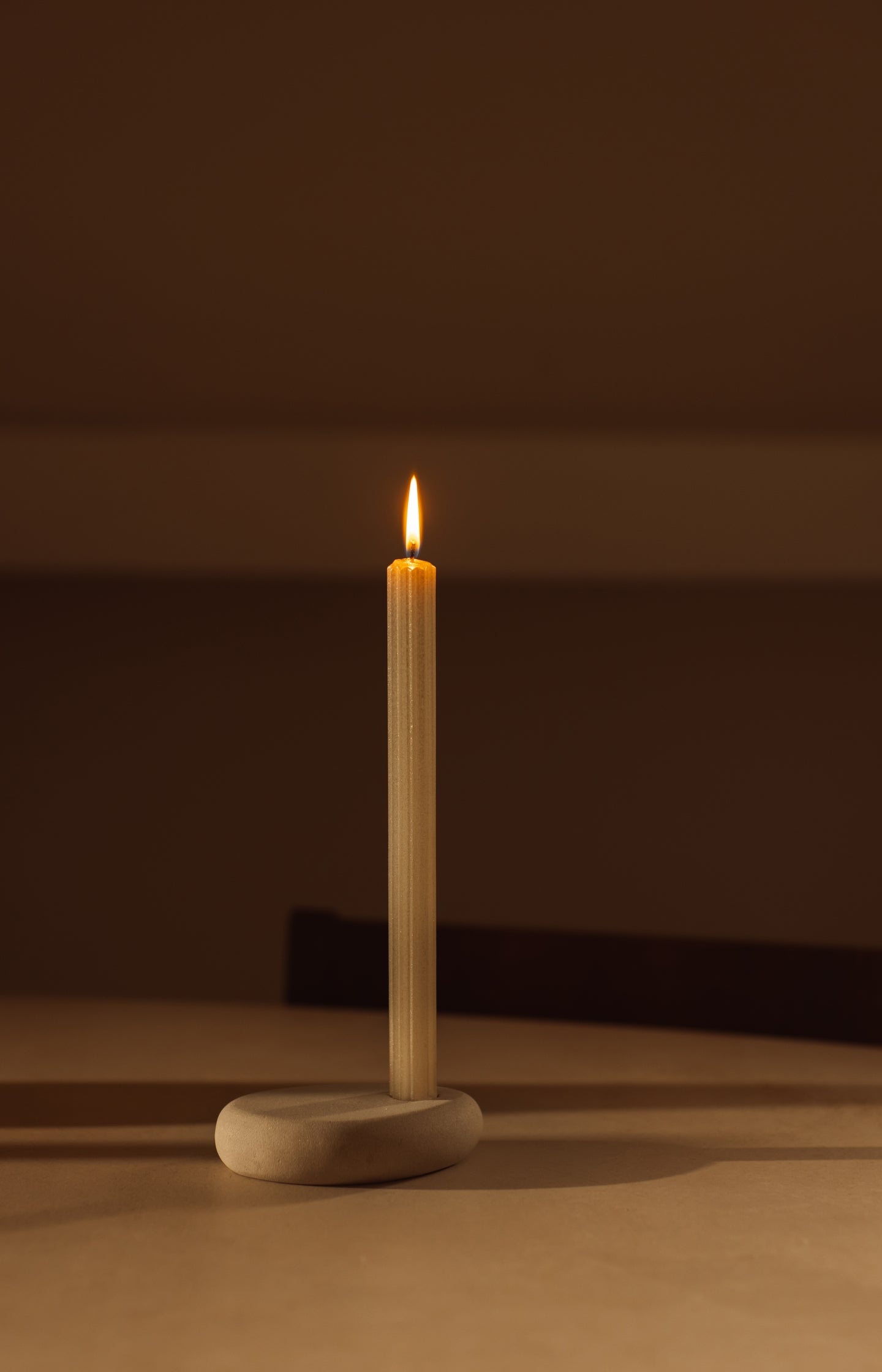 Metallic ribbed dinner candles - set of 4 - Type: lookbook