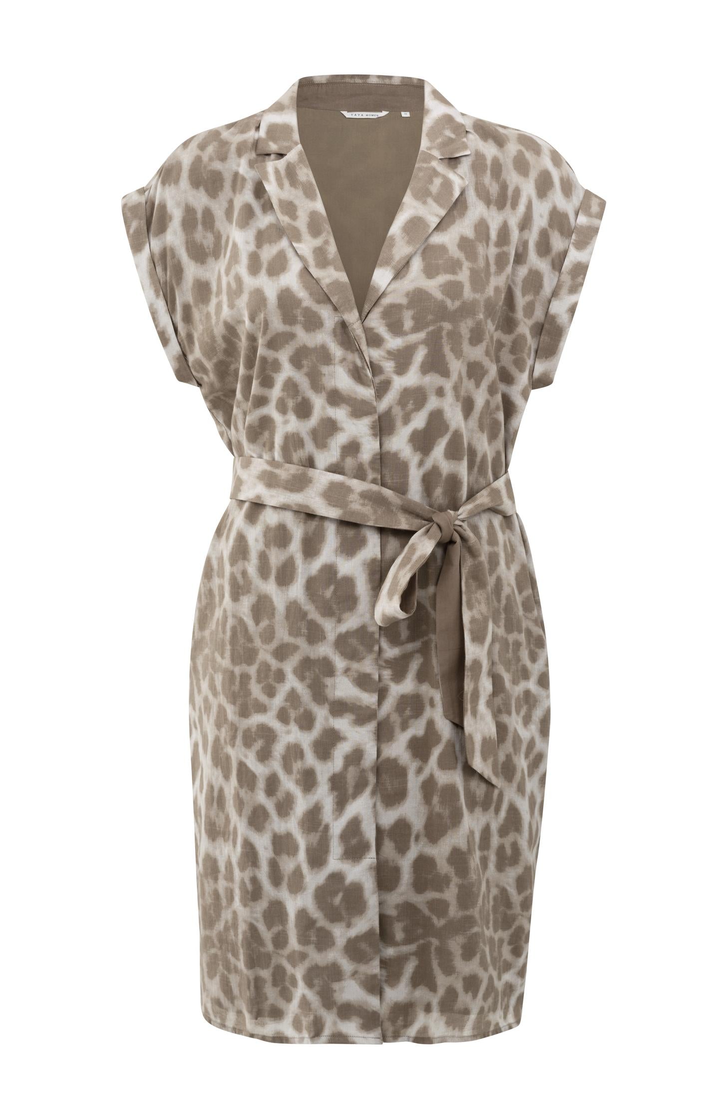 Midi dress with leopard print and tie belt