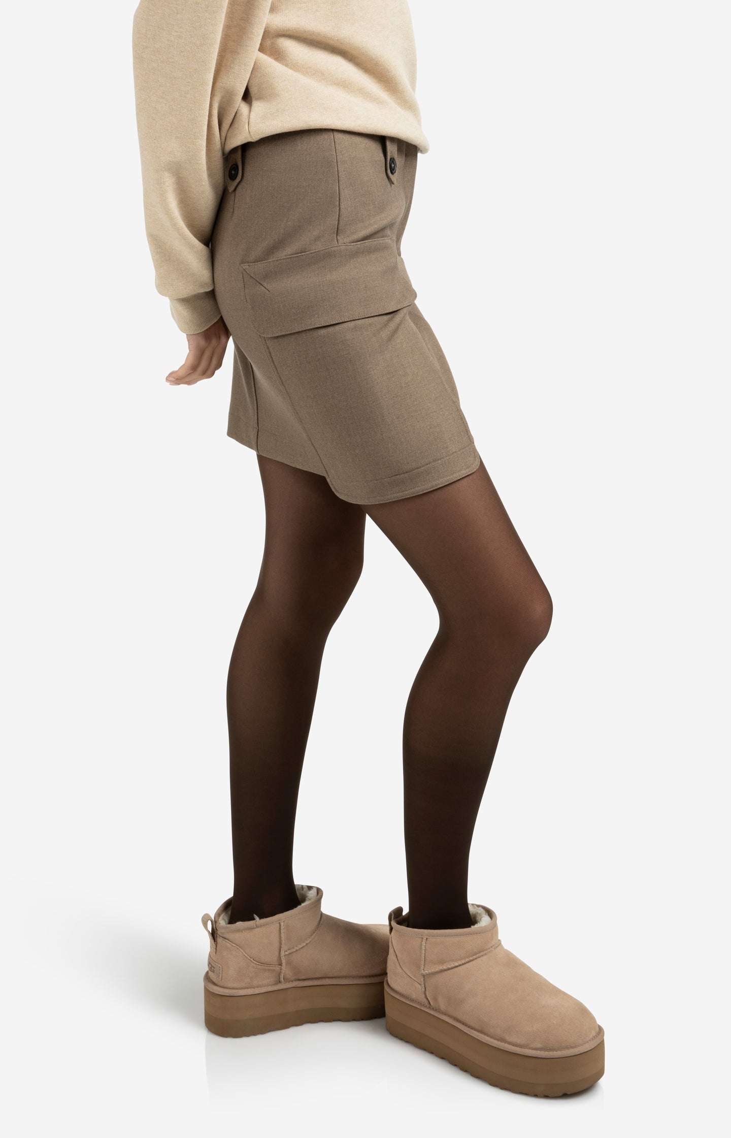 Mini cargo skirt with pocket and button details