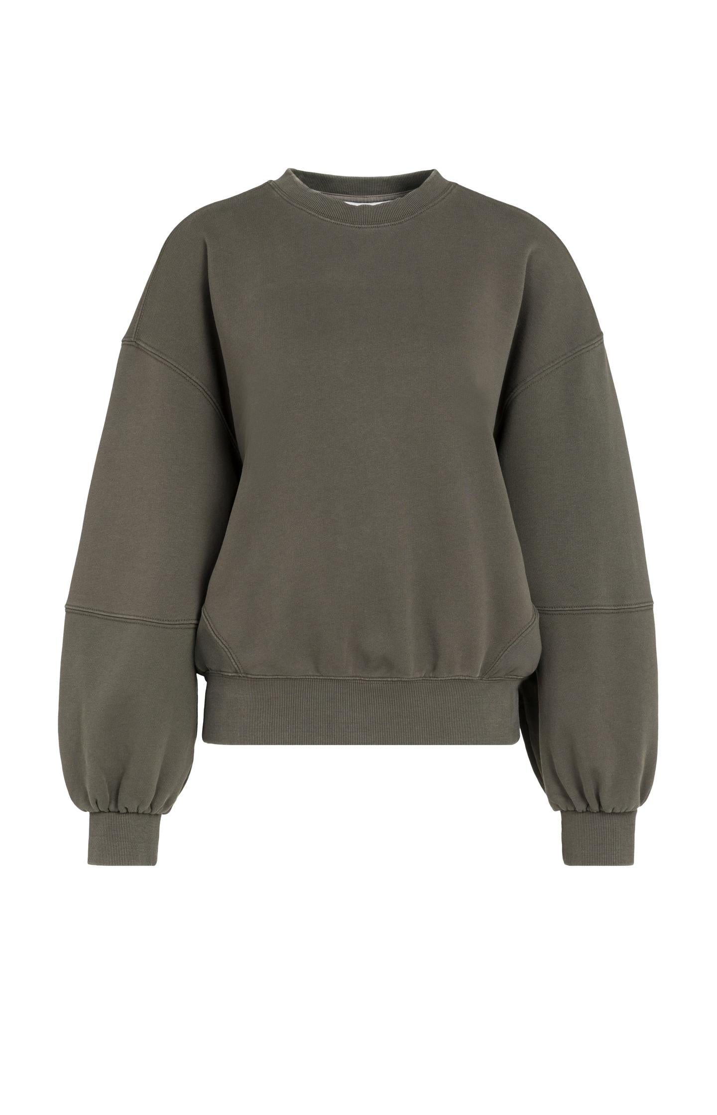 Oversized sweater with balloon sleeves and washed finish