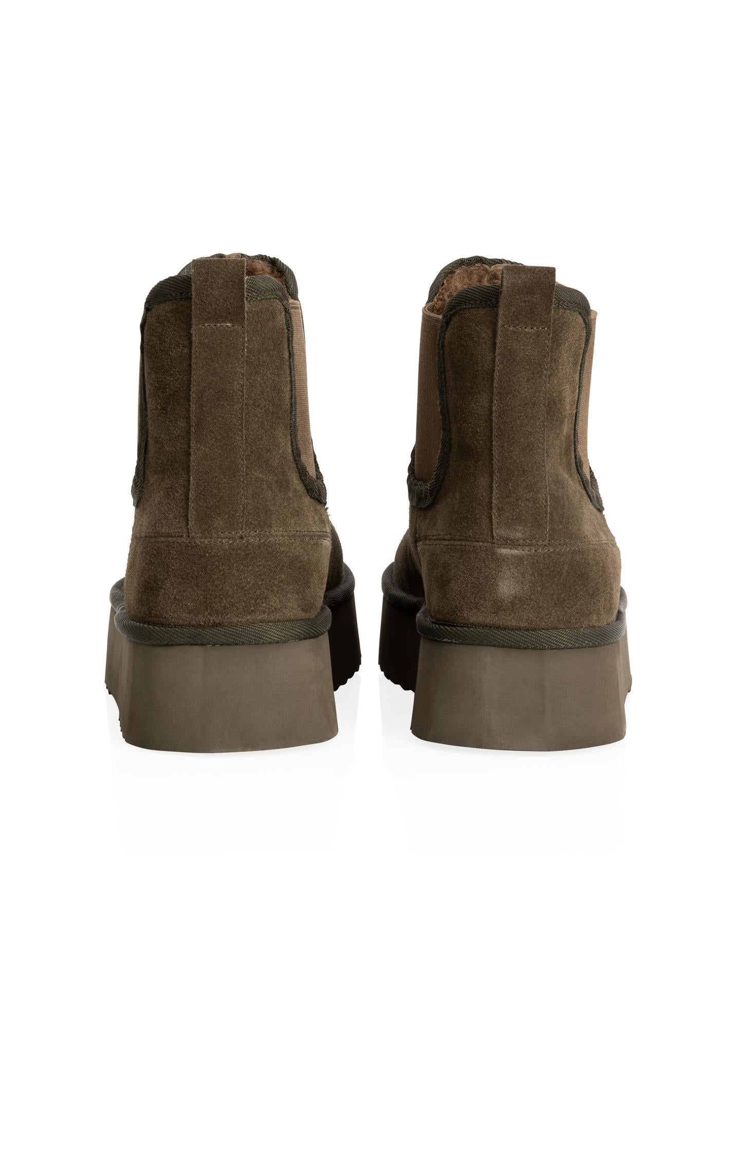Platform suede ankle boots with fur lining - Type: product