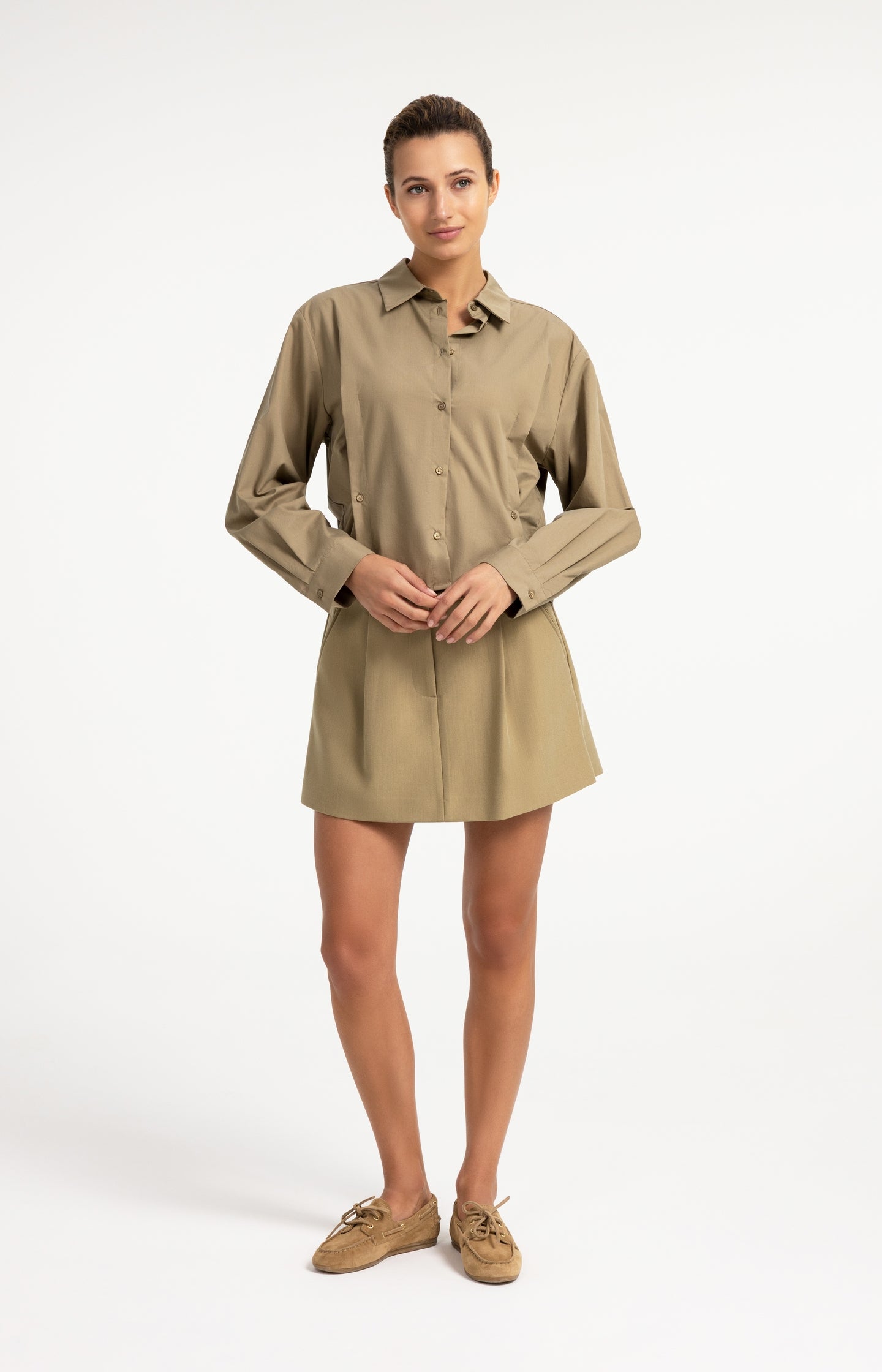Poplin blouse with adjustable waist and long sleeves