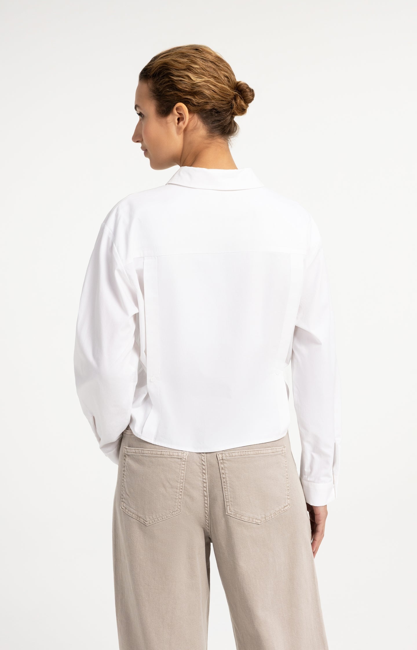 Poplin blouse with adjustable waist and long sleeves