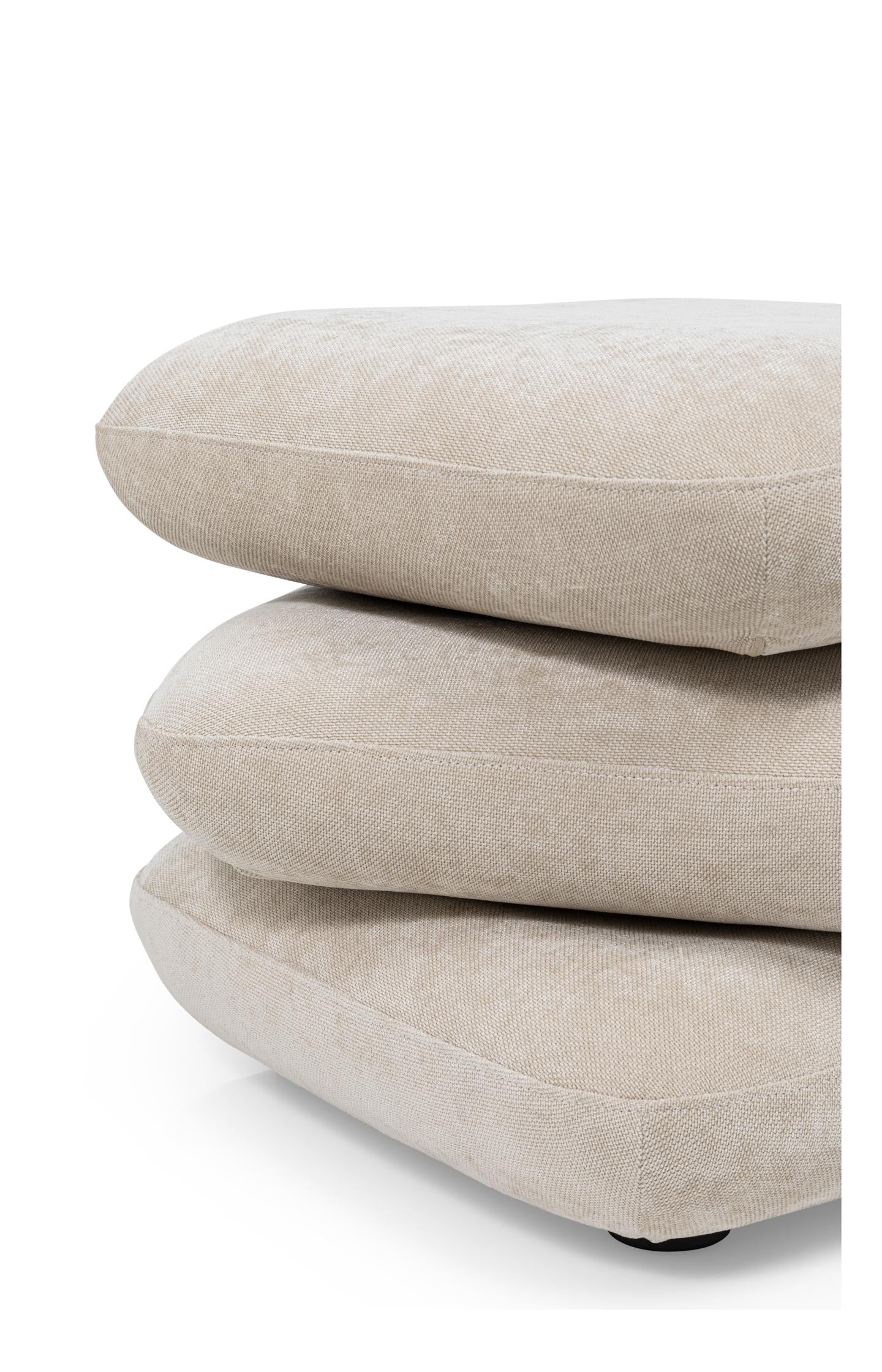 Pouf with swivel cushions