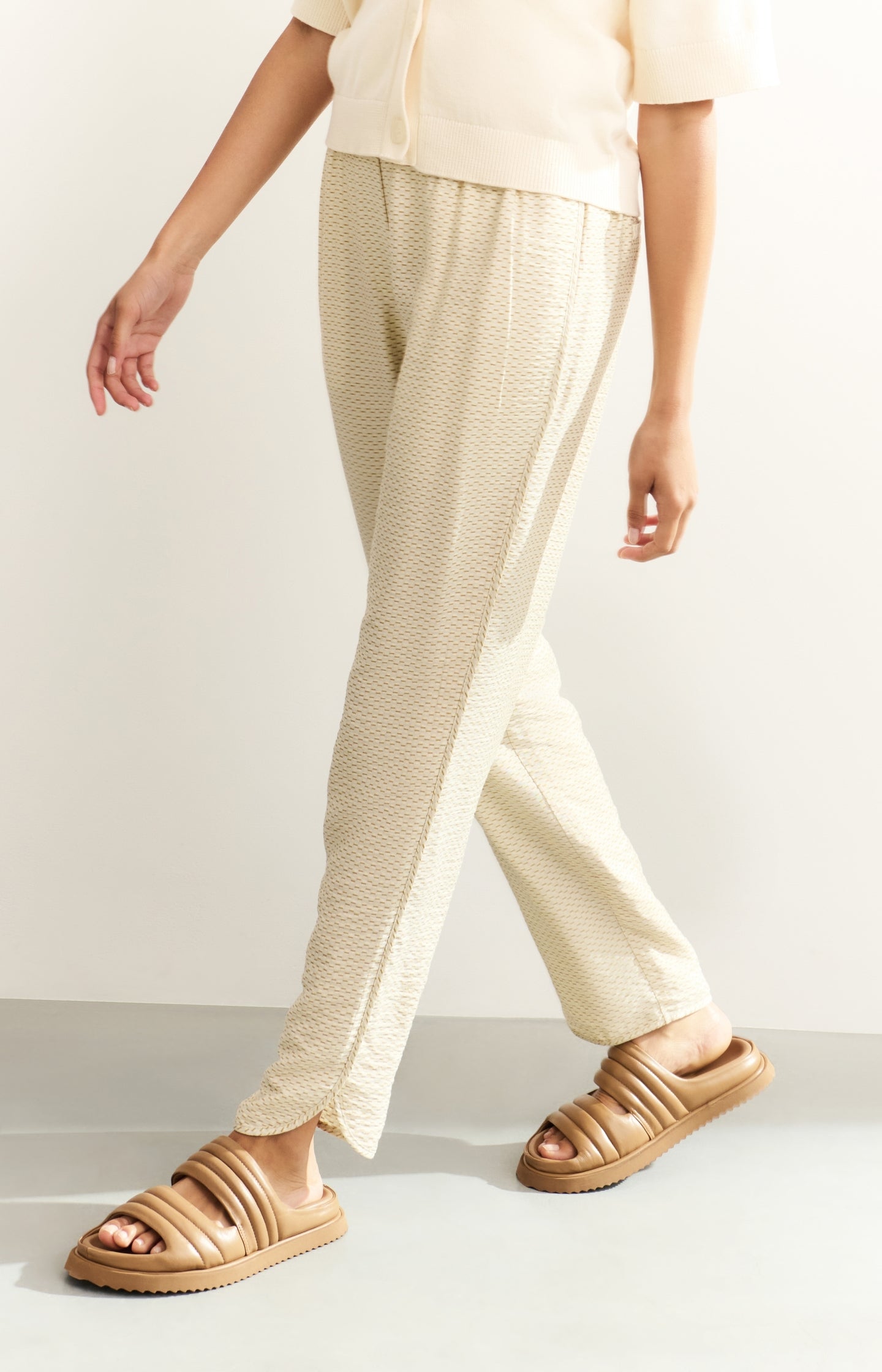 Printed woven trousers - Type: lookbook