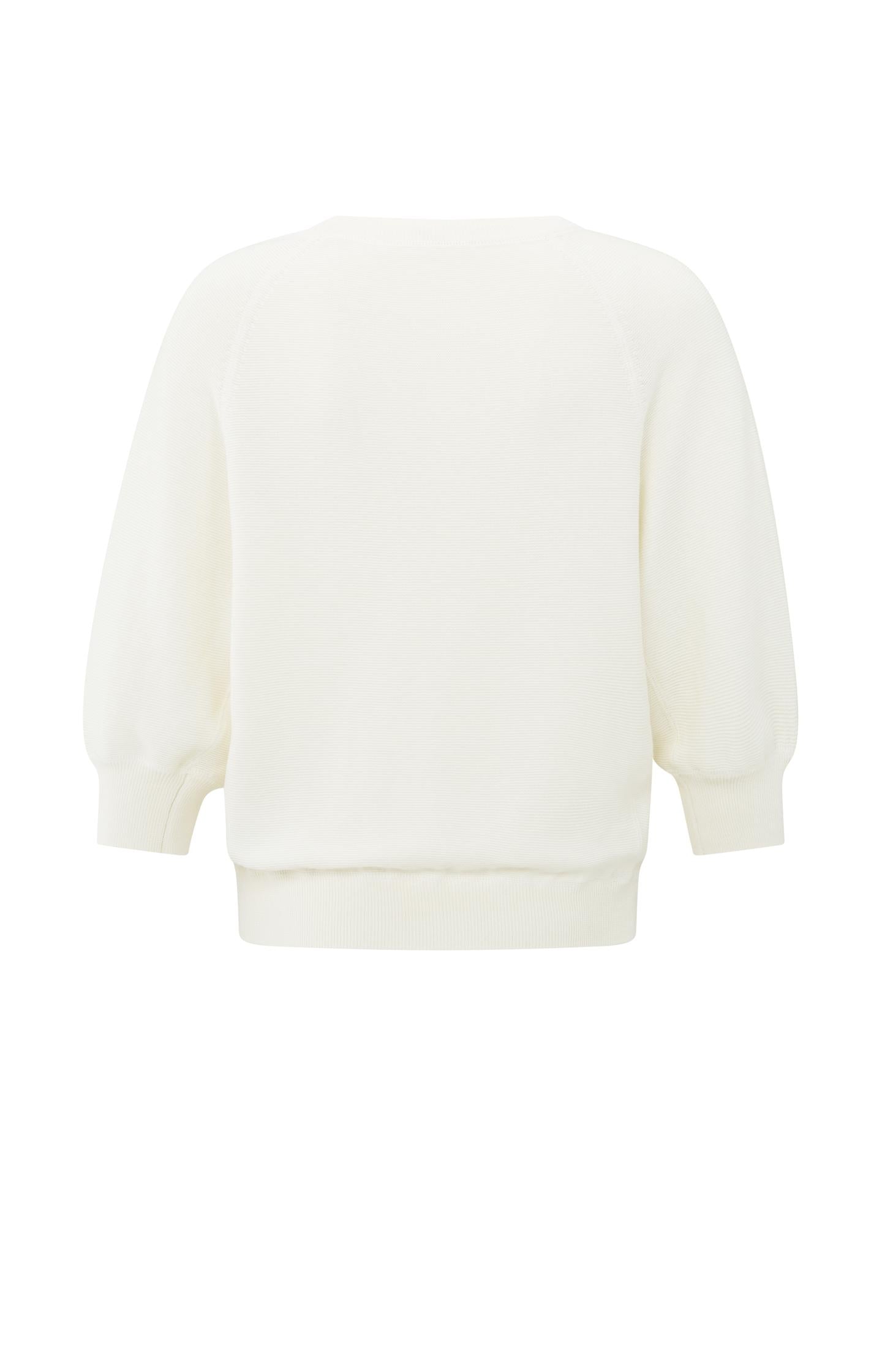 Raglan sweater with subtle balloon sleeves