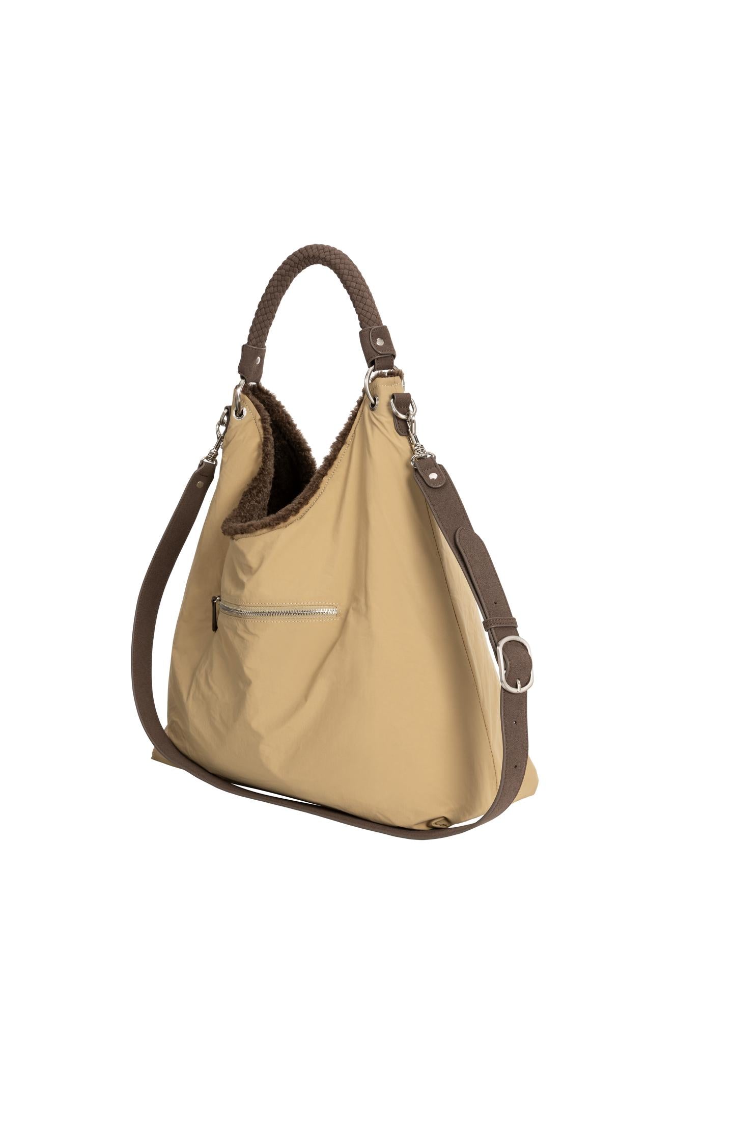 Reversible shopper with faux fur - Type: lookbook