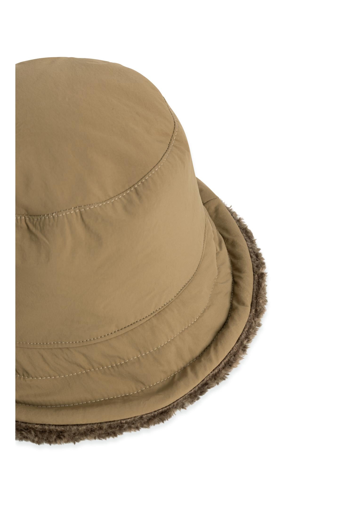 Reversible teddy bucket hat - Type: product