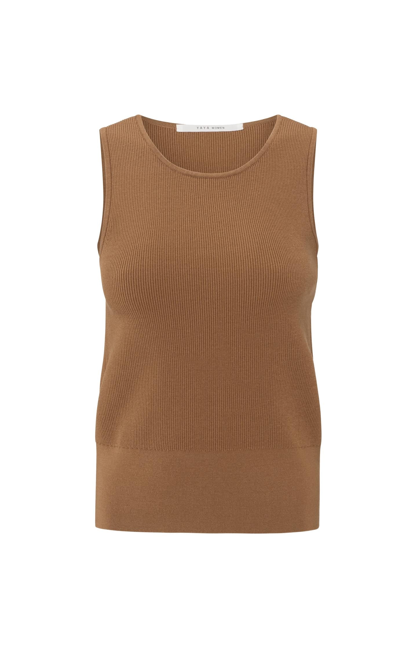 Ribbed fitted tank top - Type: product