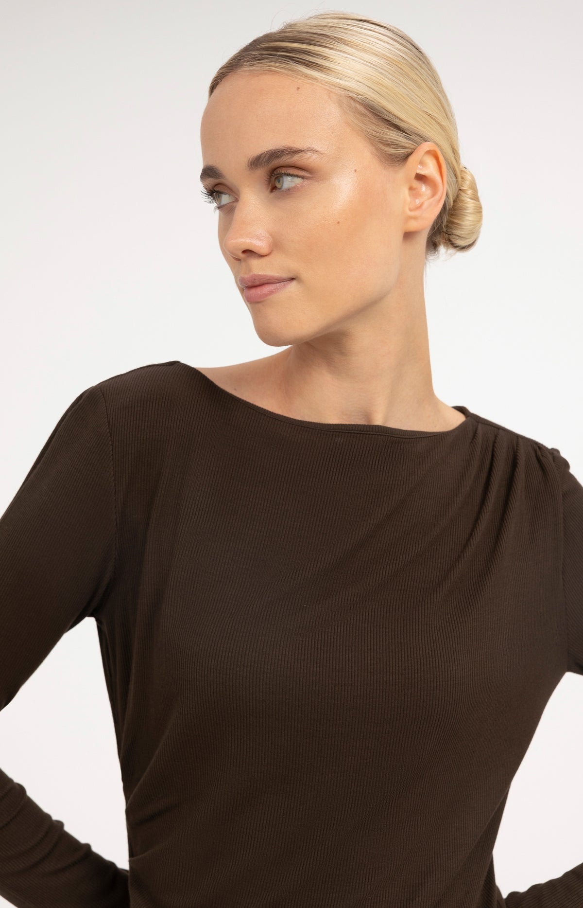 Ribbed jersey top with pleated drape - Delicioso Brown