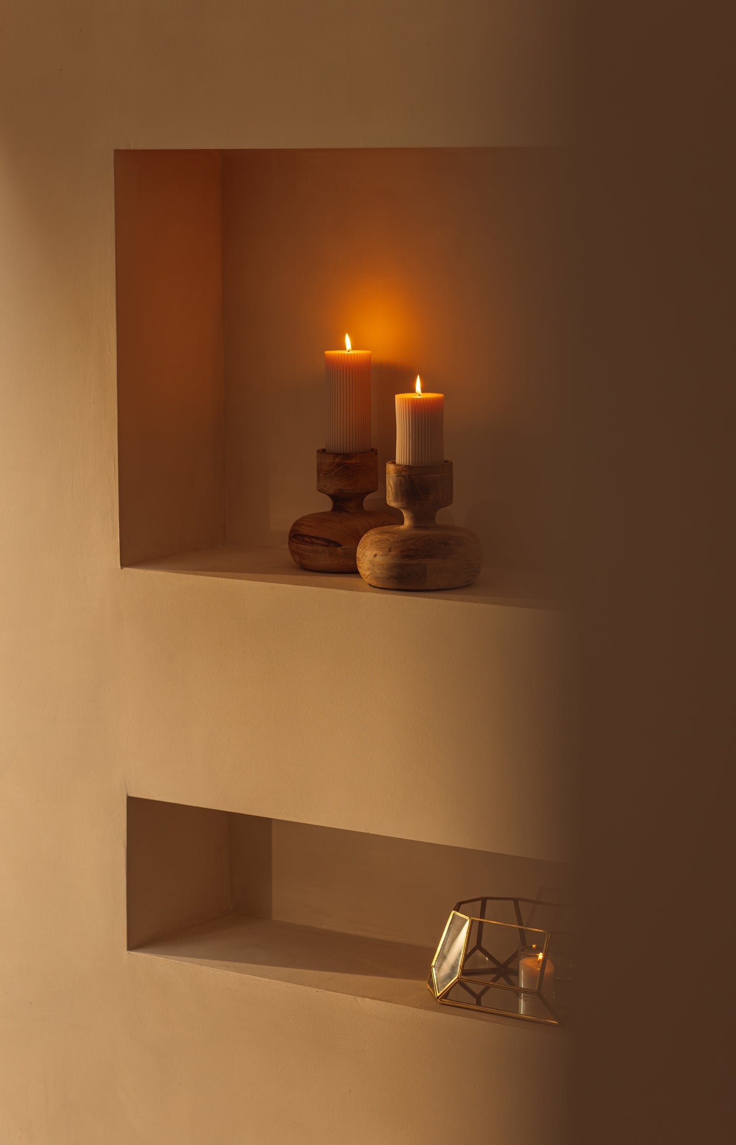 Ribbed pillar candle - small