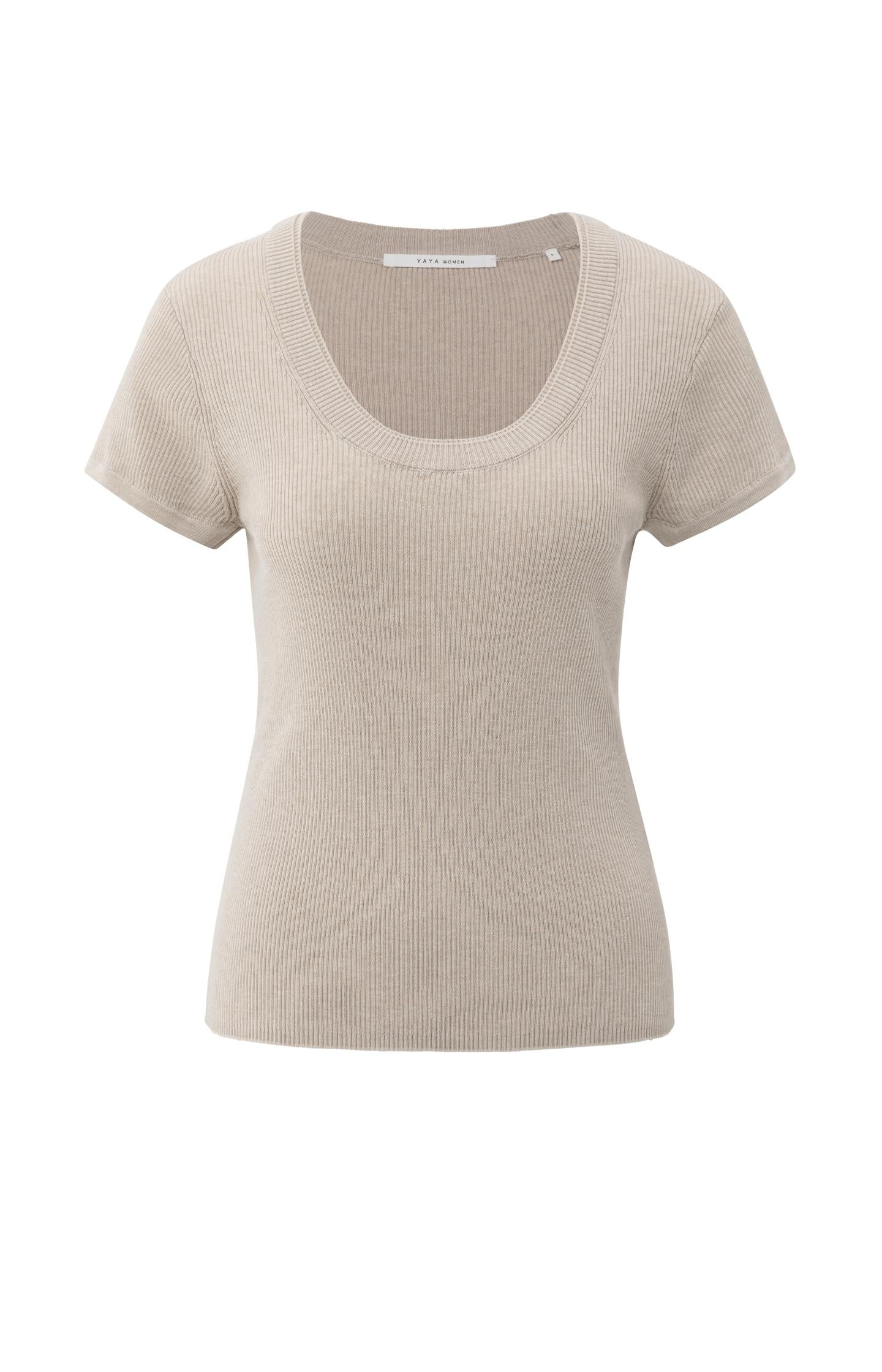 Ribbed short sleeve top with double neckline - Type: product
