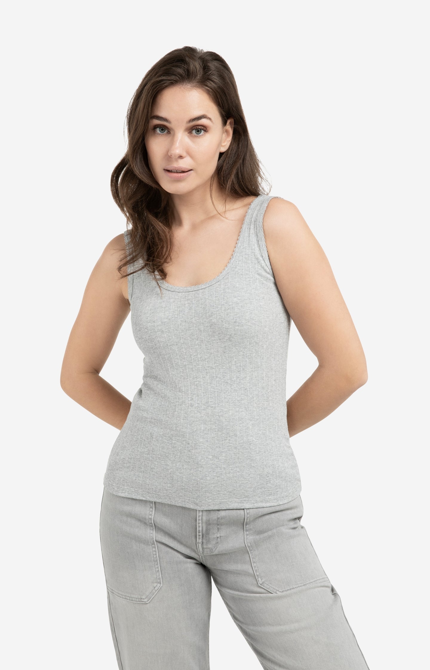 Ribbed singlet with delicate scalloped edge - Type: lookbook