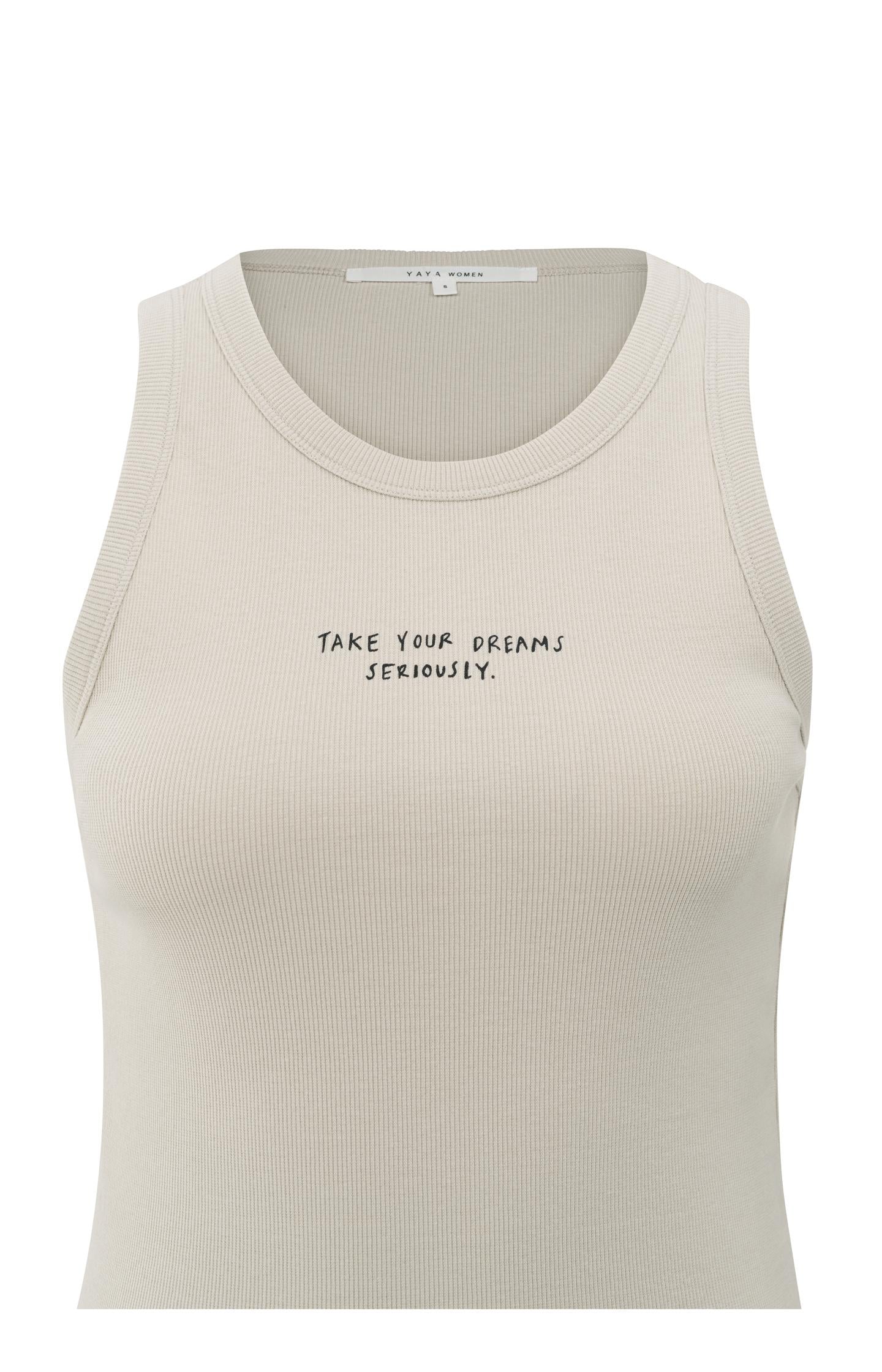 Ribbed singlet with subtle frontprint