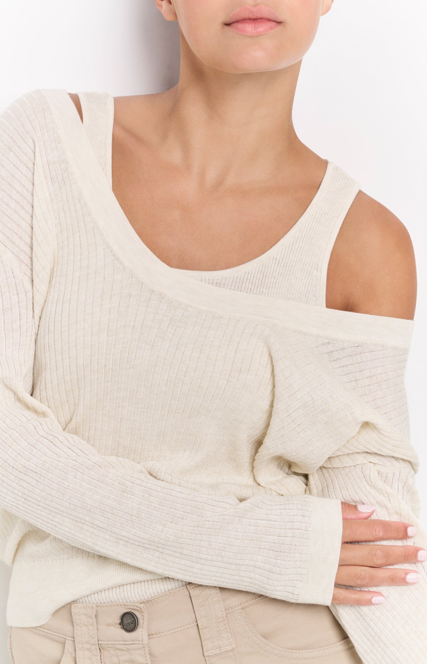 Beige ribgebreide trui met tanktop-detail - YAYA