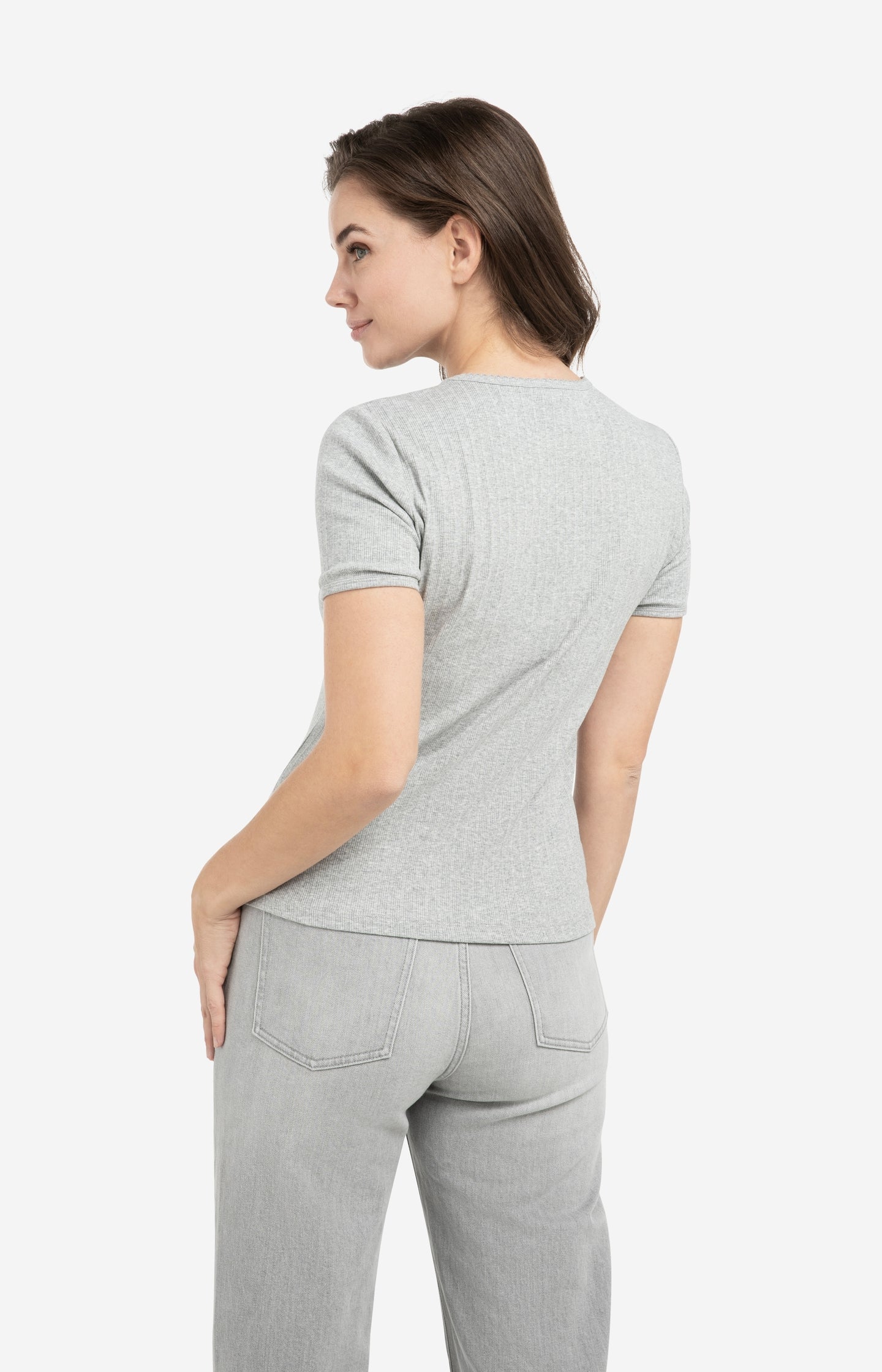 Ribbed T-shirt with subtle neckline detail