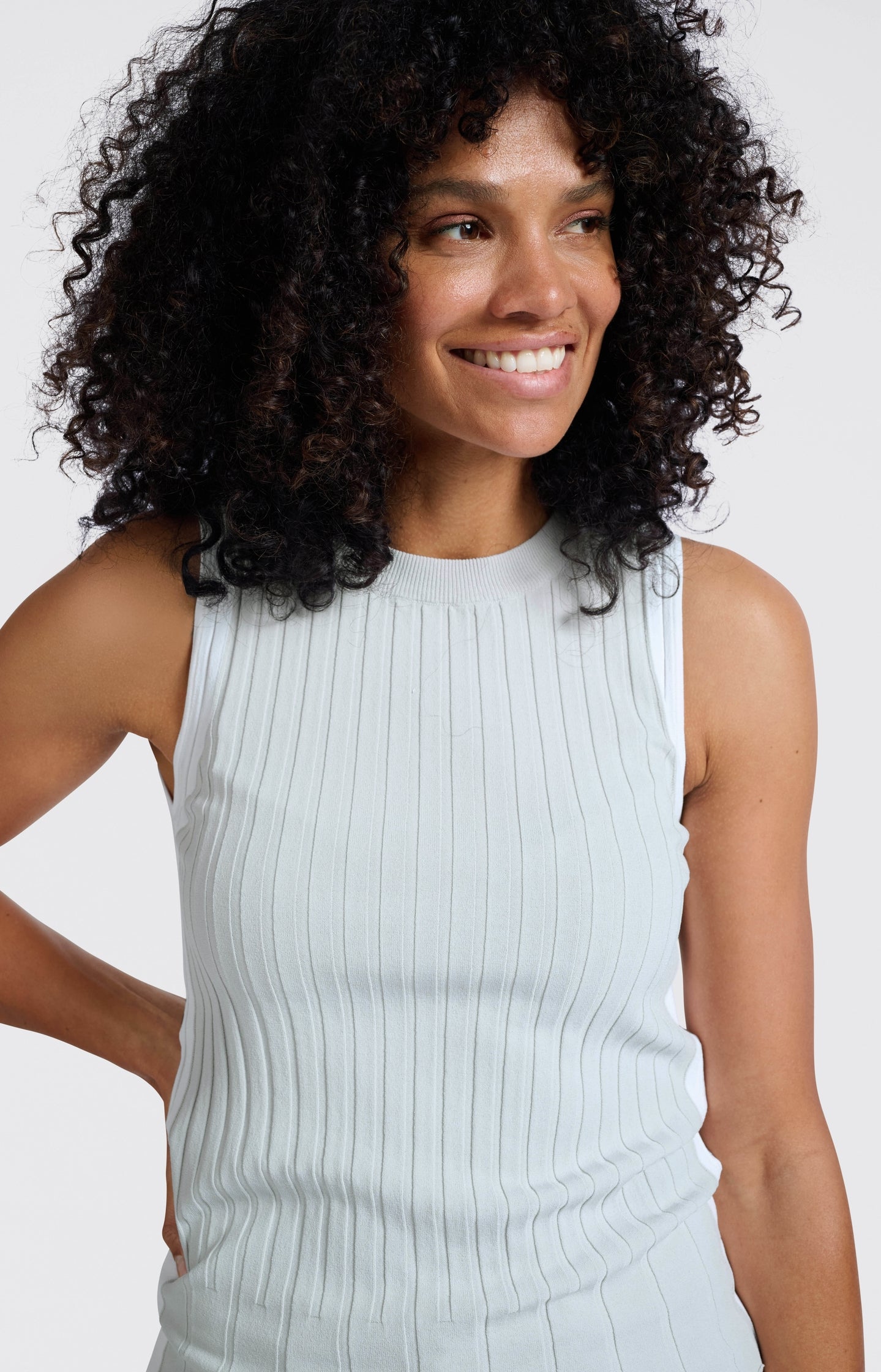 Ribbed tanktop with contrasting details