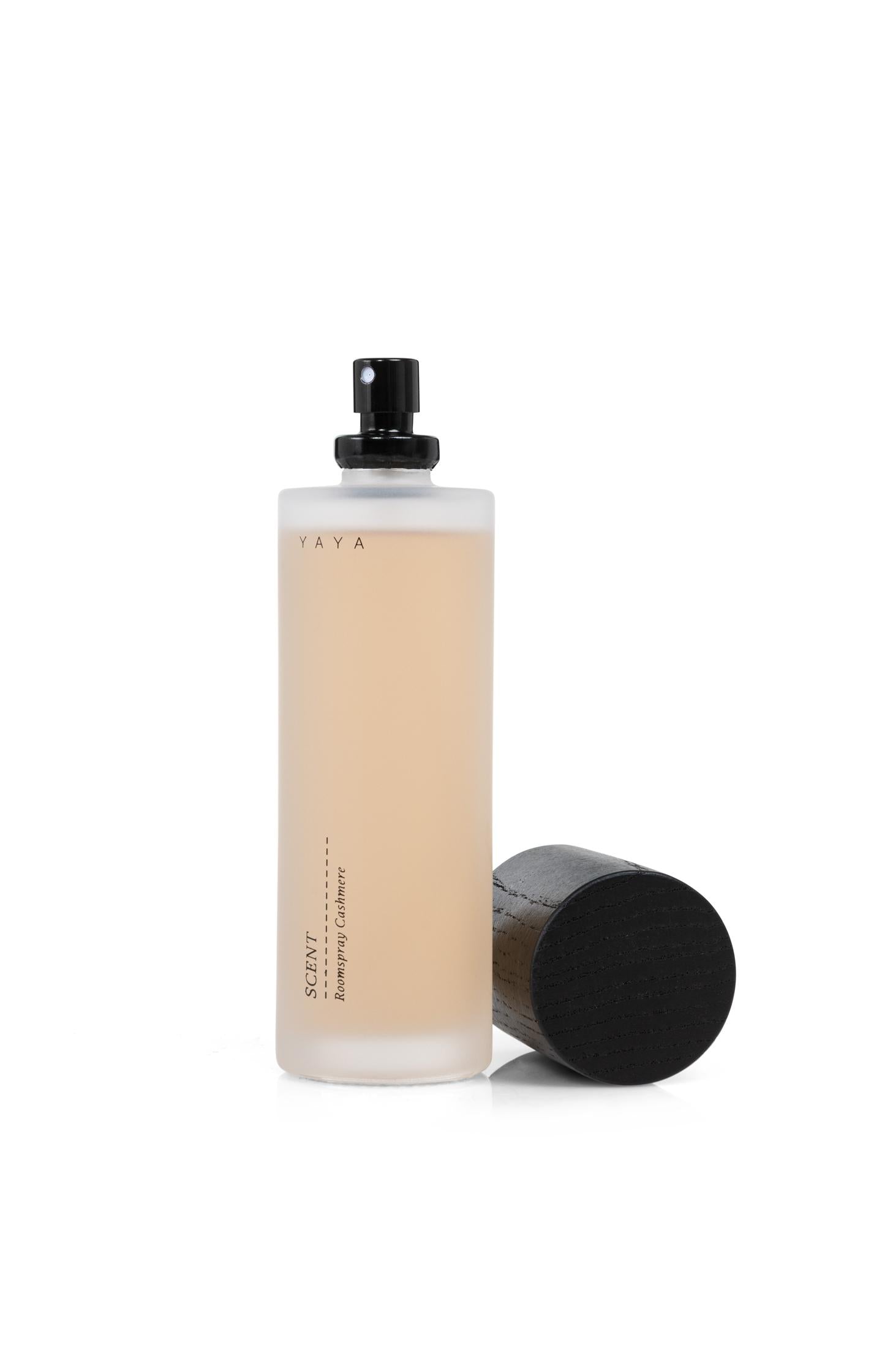 Room spray with cashmere scent