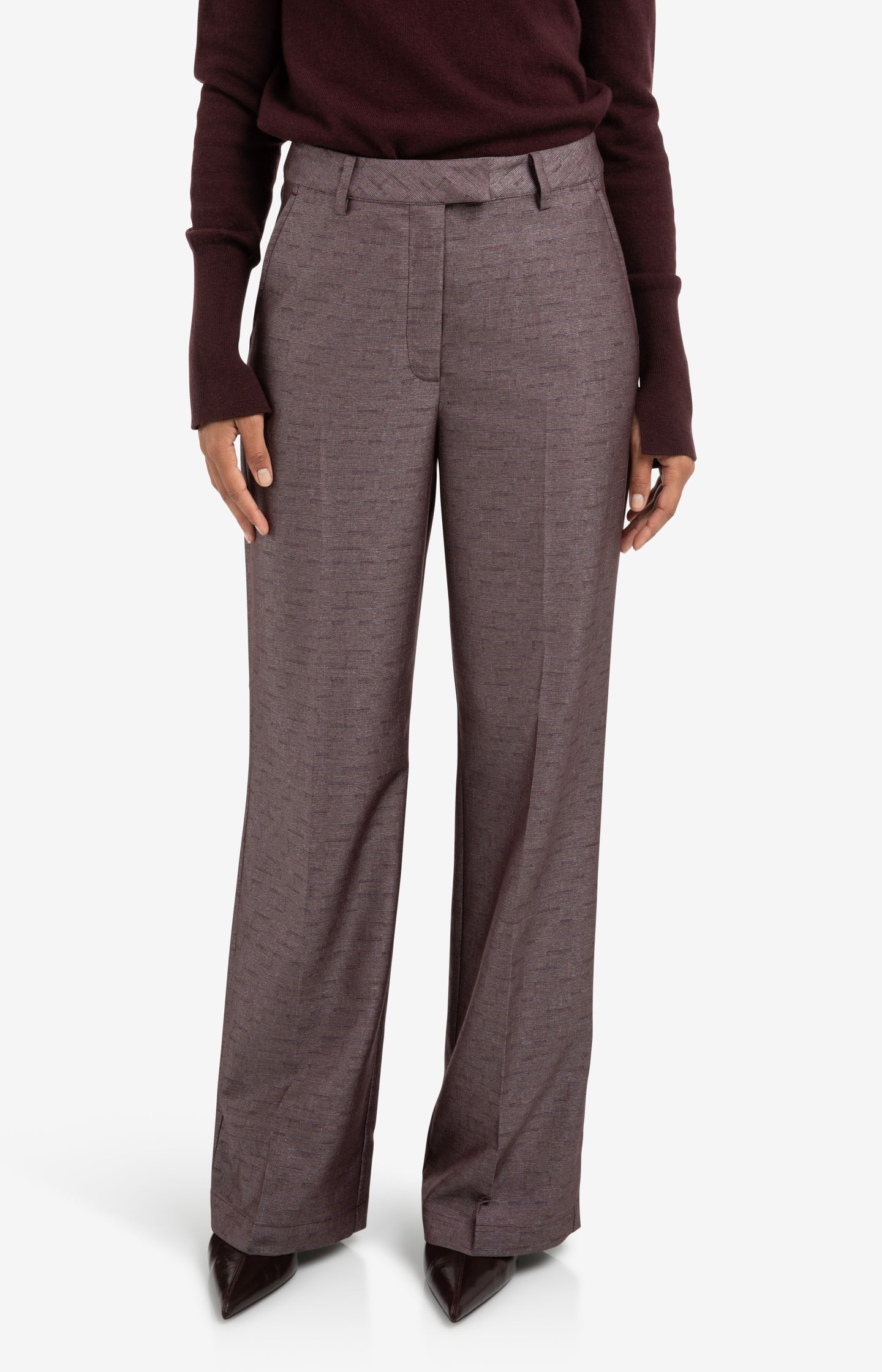 Shiny woven trousers with wide legs and front pleat