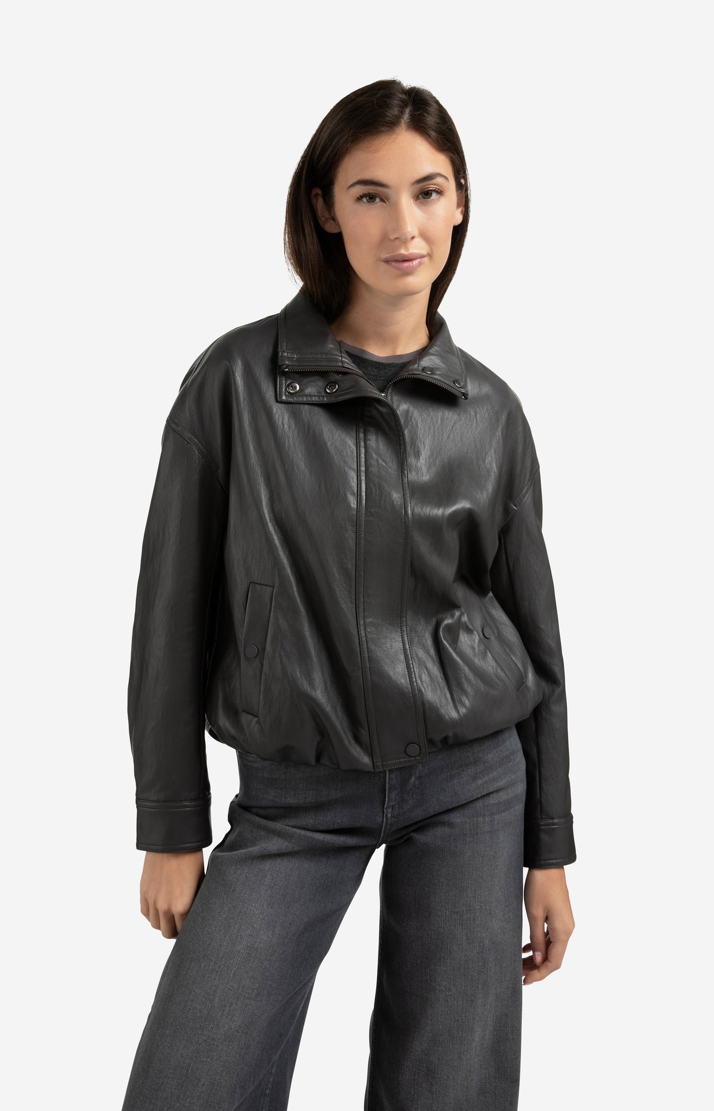 Short faux leather jacket with elastic hem