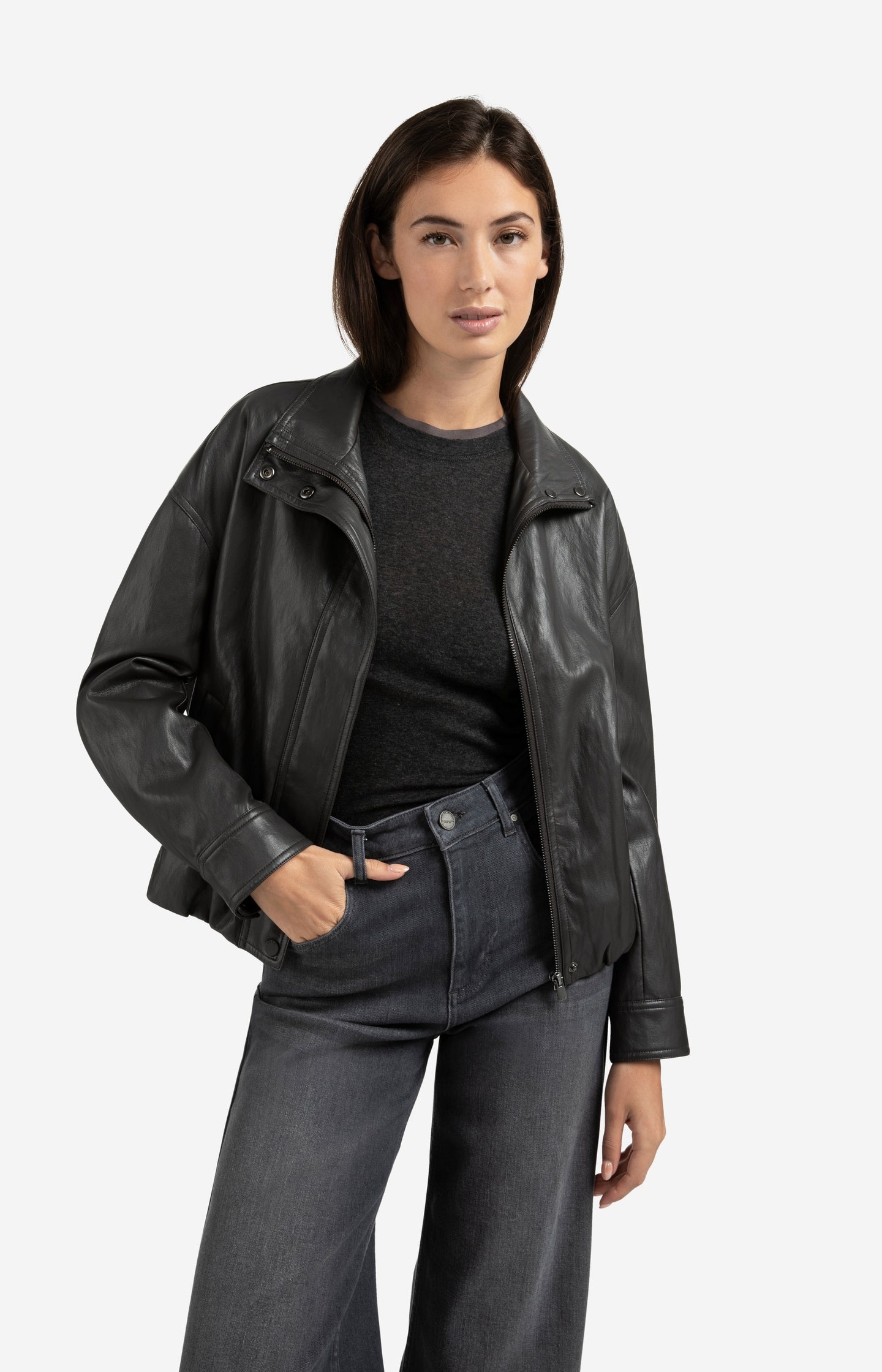 Short faux leather jacket with elastic hem