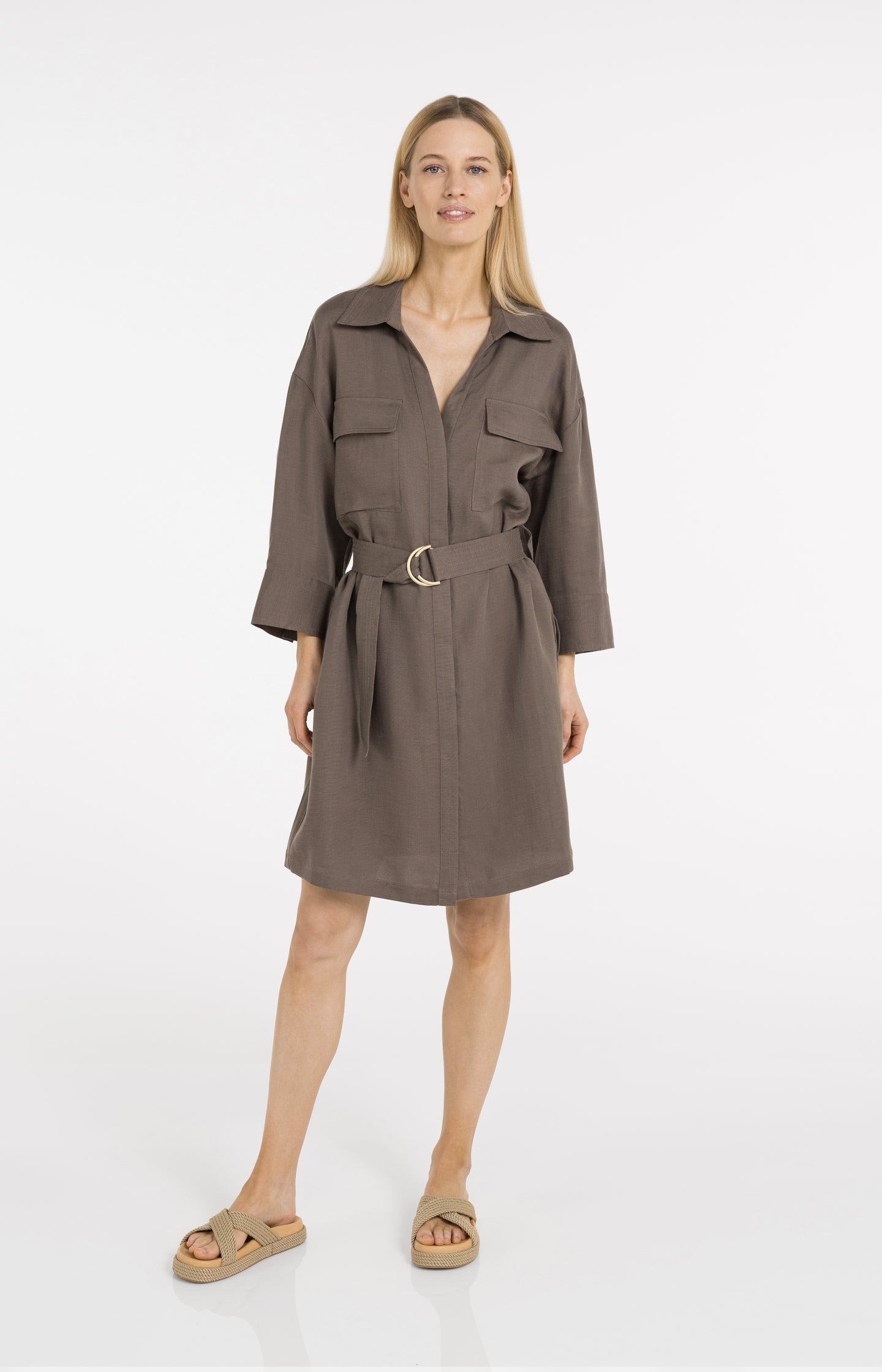Short linen dress with belt and chest pockets
