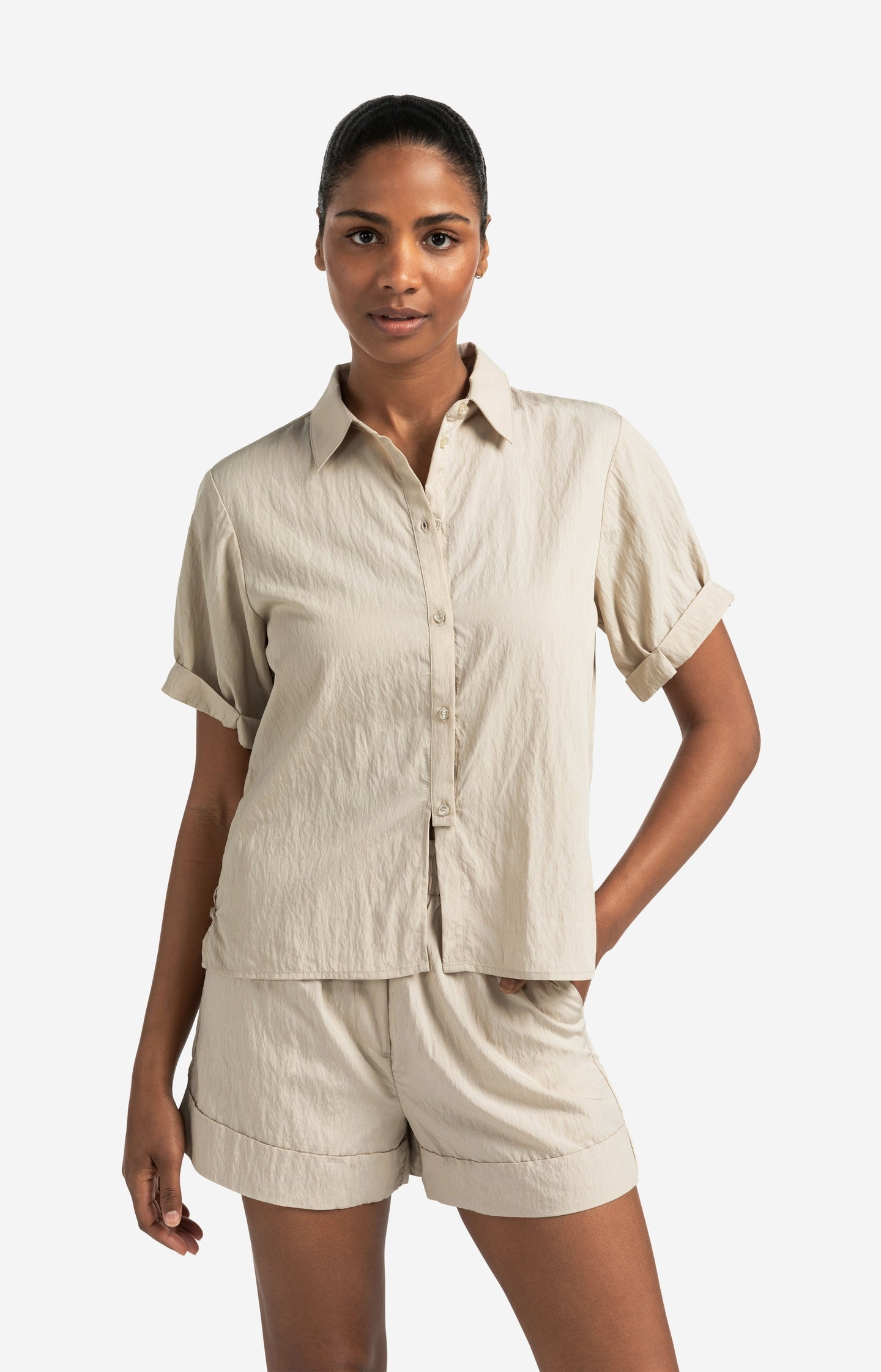 Short sleeve blouse with refined placket detail